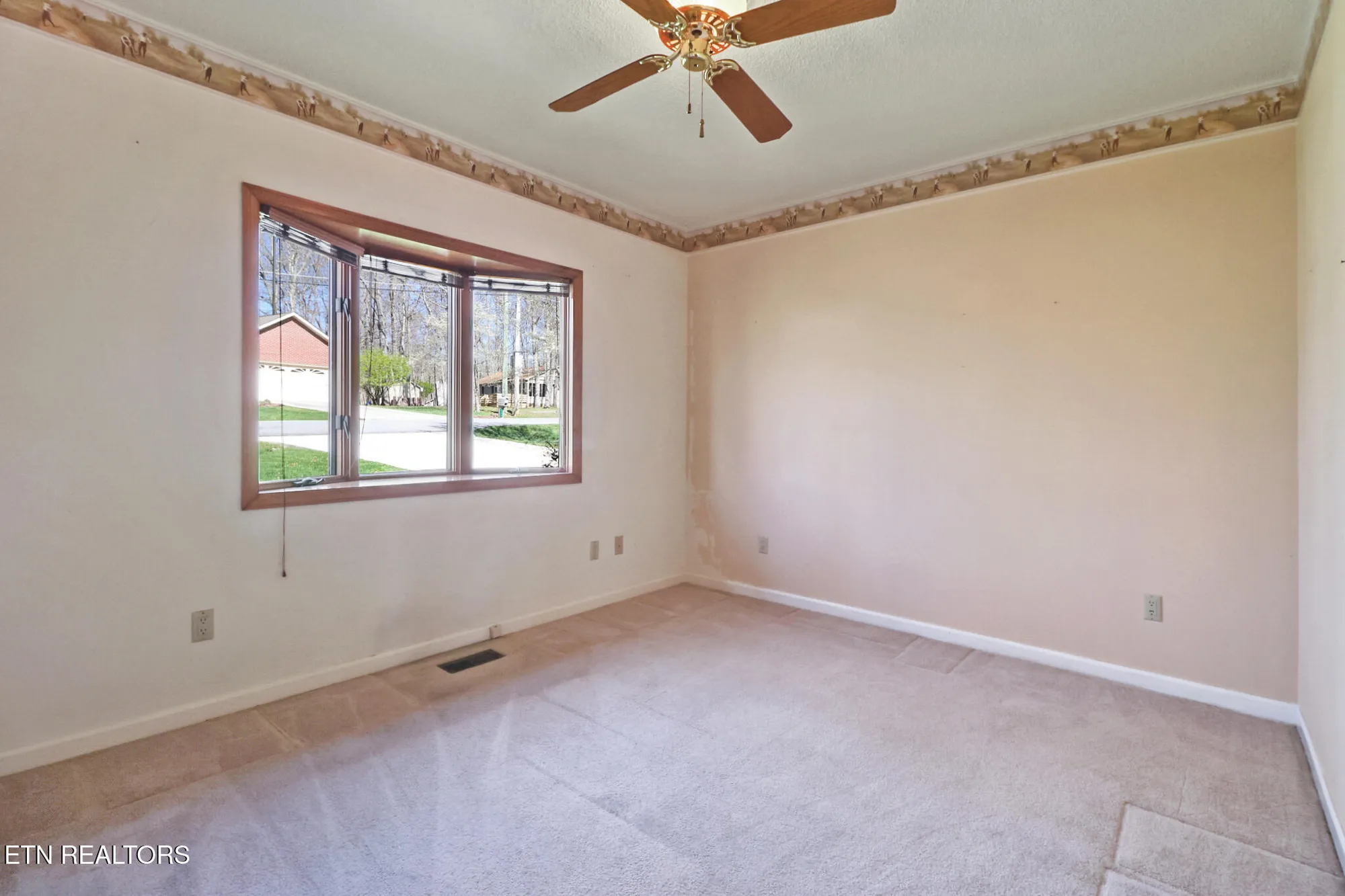 Property Slideshow image 25 of 55 | 230 amherst ln, Crossville, TN, 38558