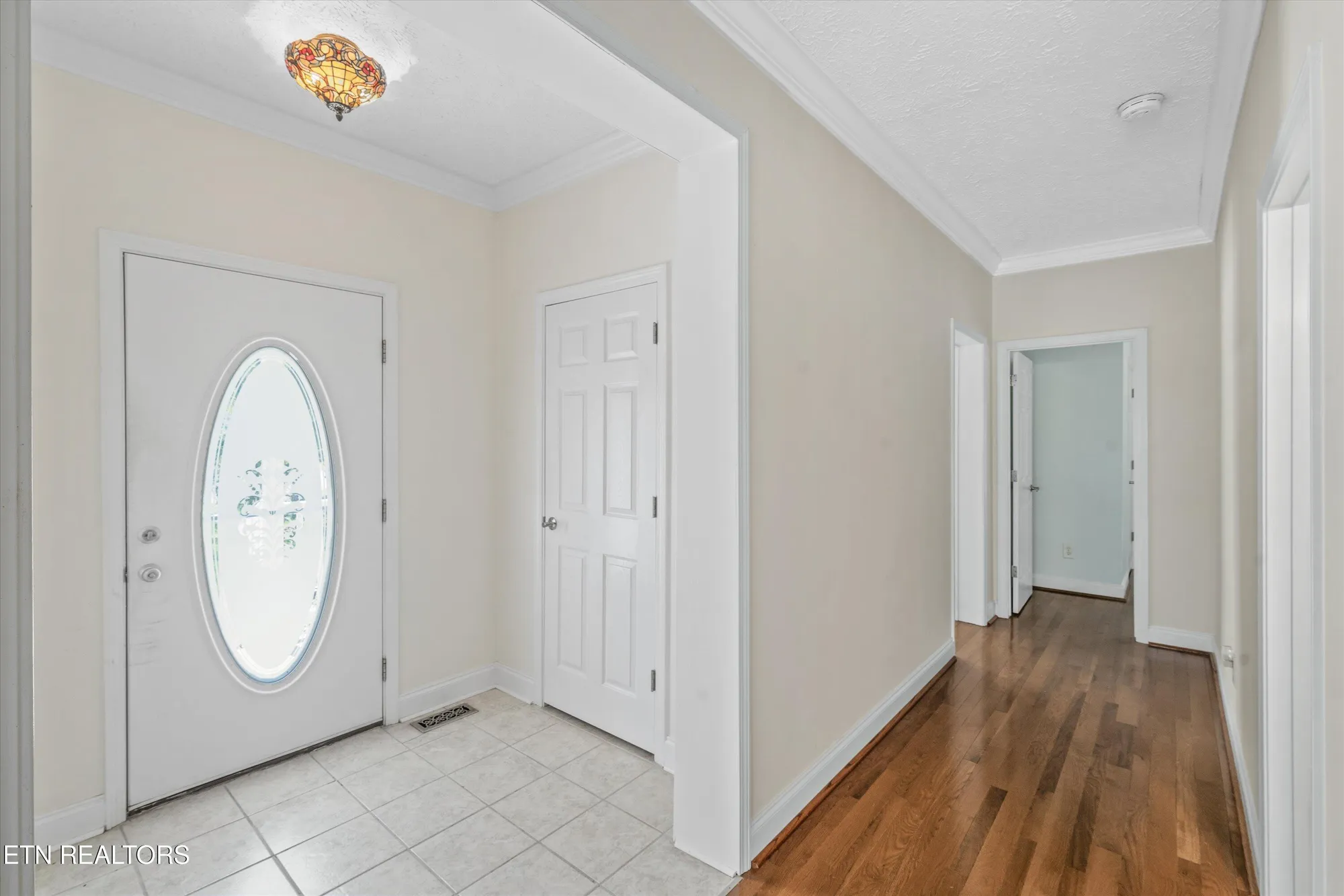 Property Slideshow image 16 of 48 | 102 chaloni ln, Loudon, TN, 37774