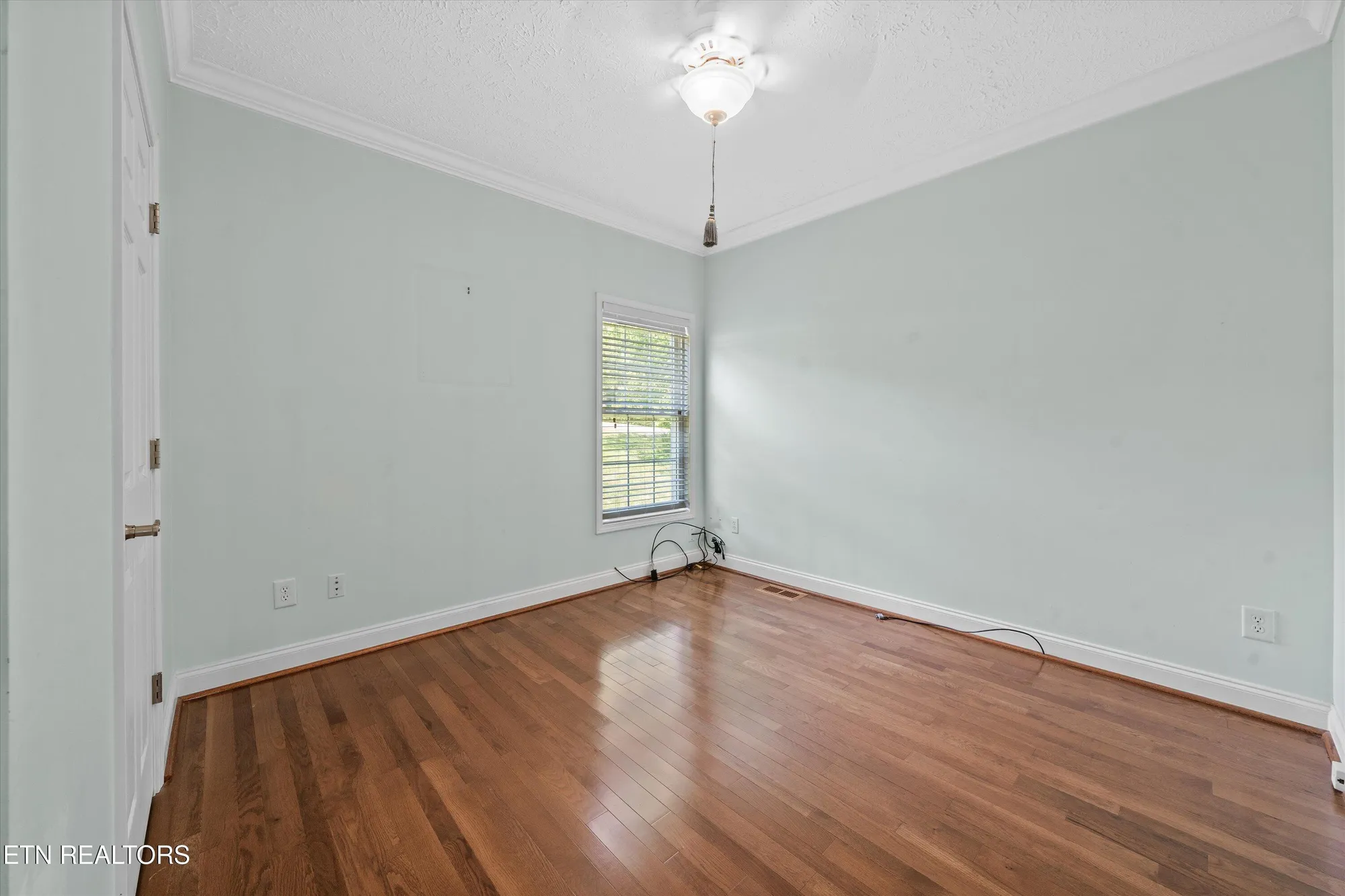 Property Slideshow image 20 of 48 | 102 chaloni ln, Loudon, TN, 37774