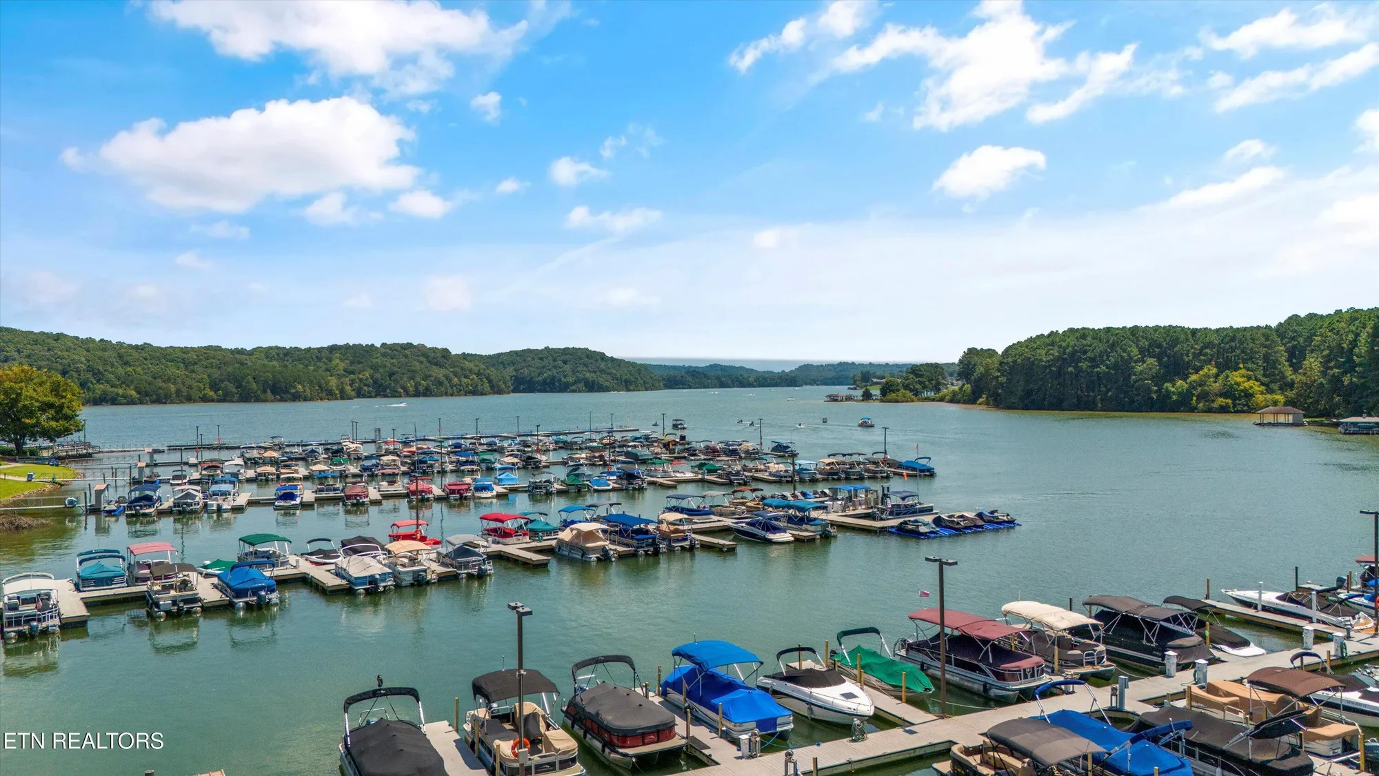 Property Slideshow image 41 of 48 | 102 chaloni ln, Loudon, TN, 37774