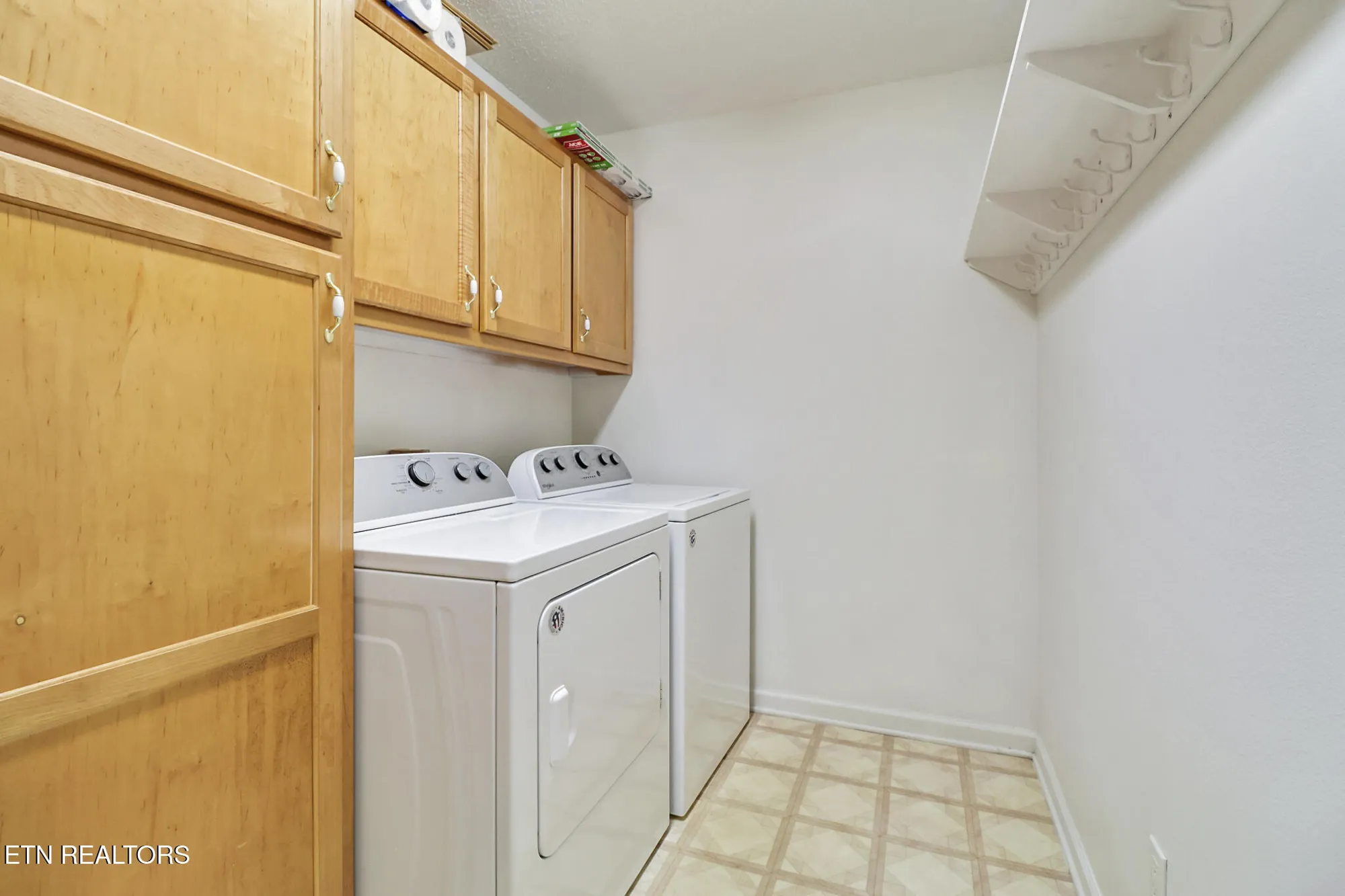 Property Slideshow image 31 of 39 | 222 pomeroy dr, Crossville, TN, 38558