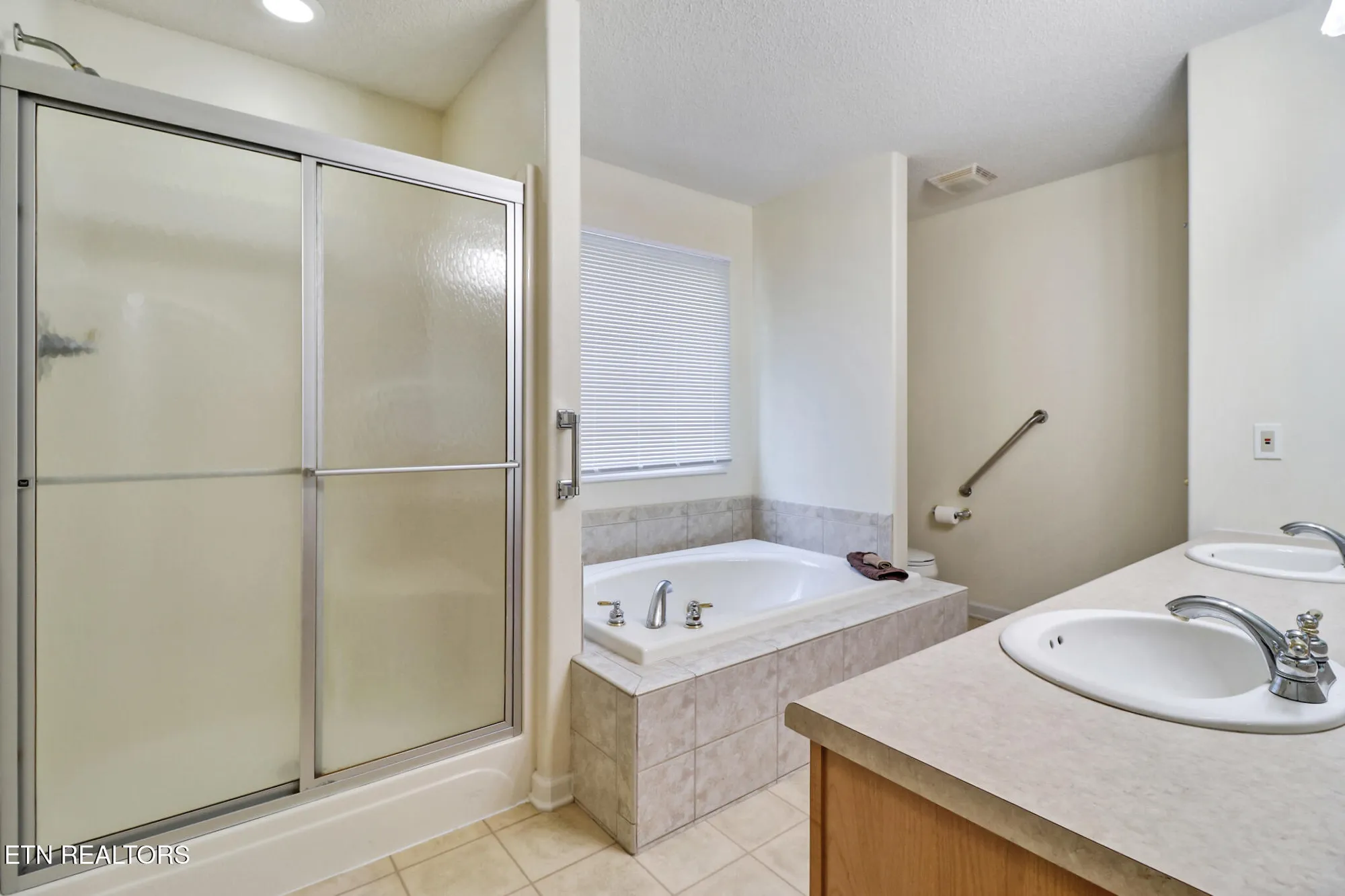 Property Slideshow image 30 of 39 | 222 pomeroy dr, Crossville, TN, 38558