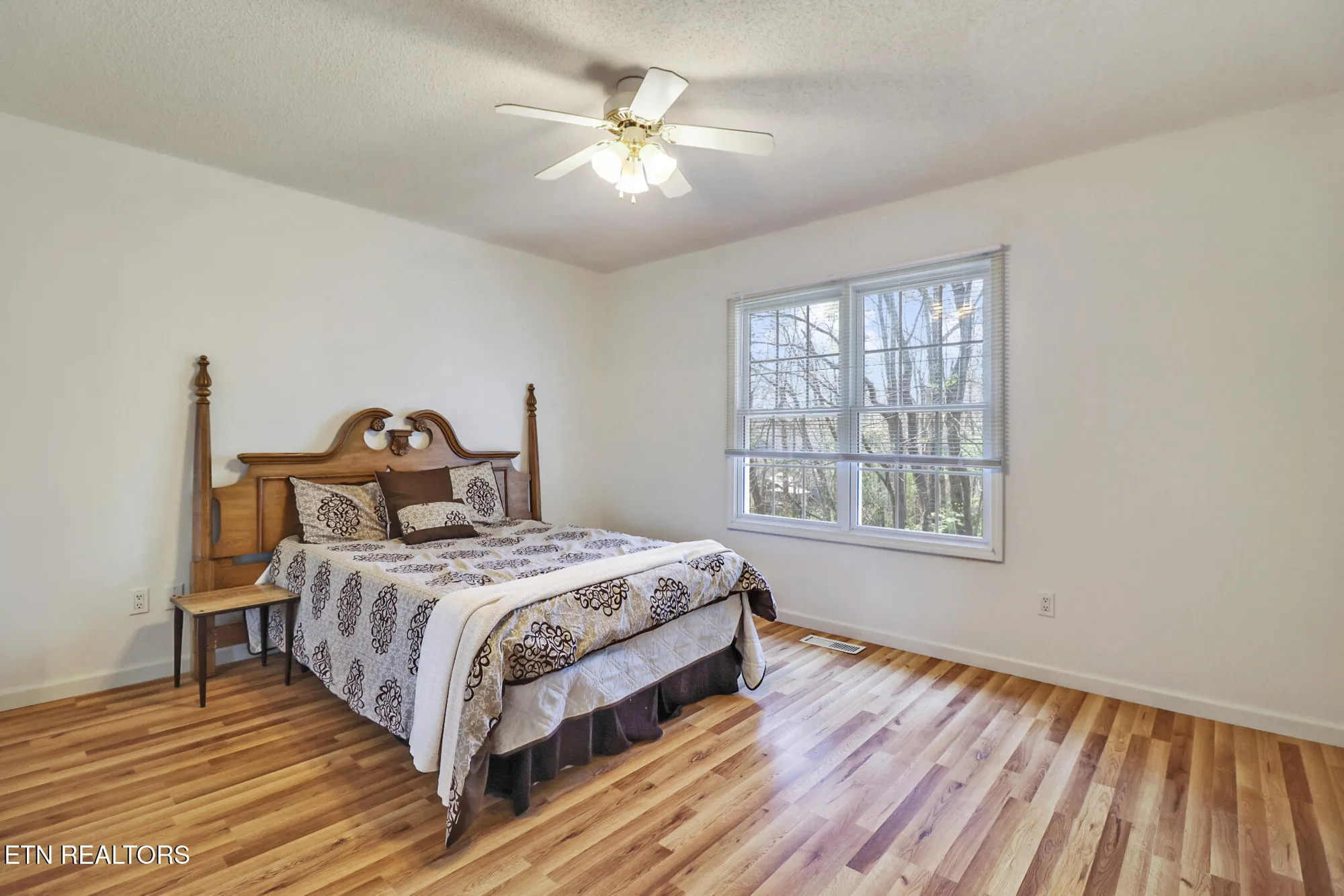 Property Slideshow image 26 of 39 | 222 pomeroy dr, Crossville, TN, 38558