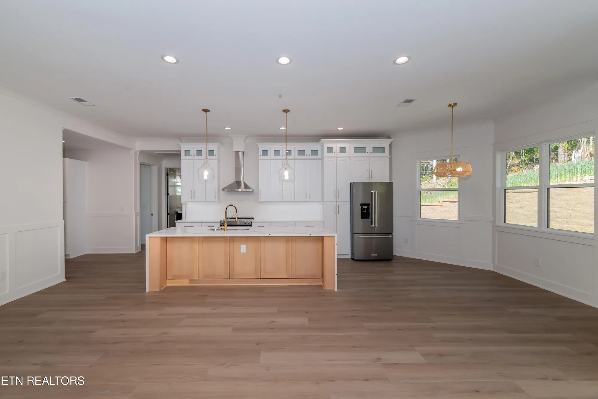 Property Slideshow image 10 of 53 | 149 kawga way, Loudon, TN, 37774