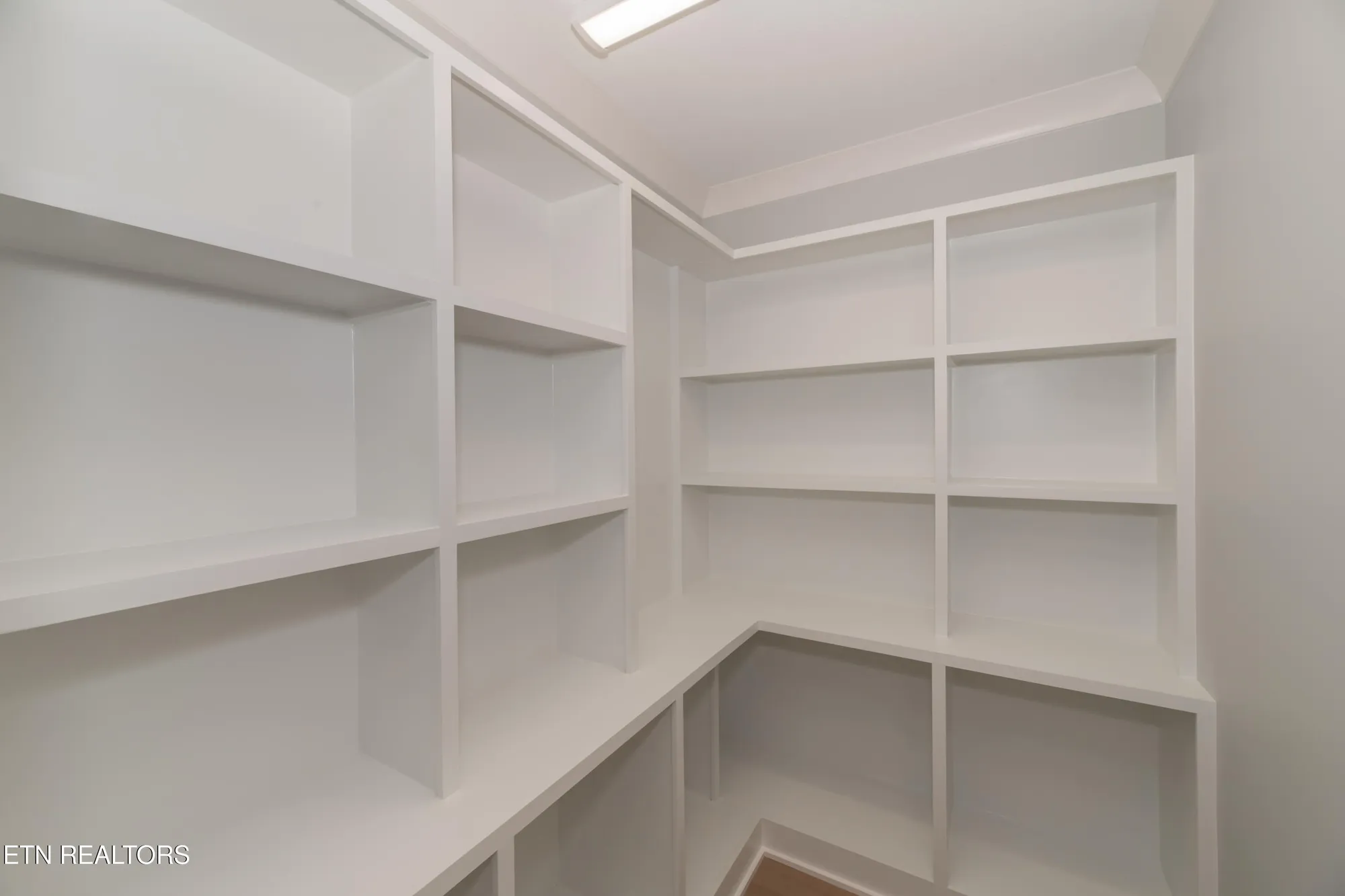 Property Slideshow image 36 of 53 | 149 kawga way, Loudon, TN, 37774