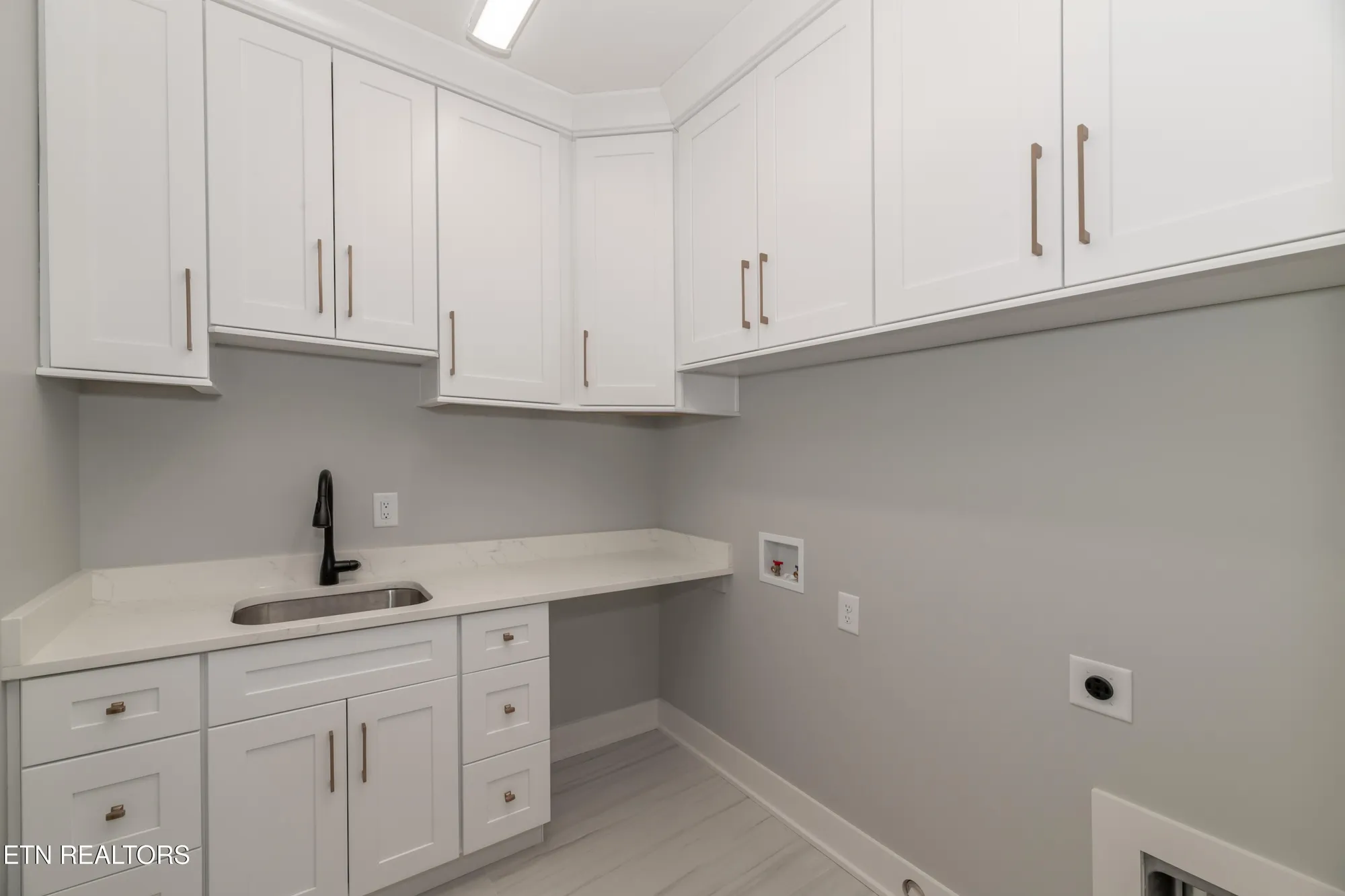 Property Slideshow image 37 of 53 | 149 kawga way, Loudon, TN, 37774