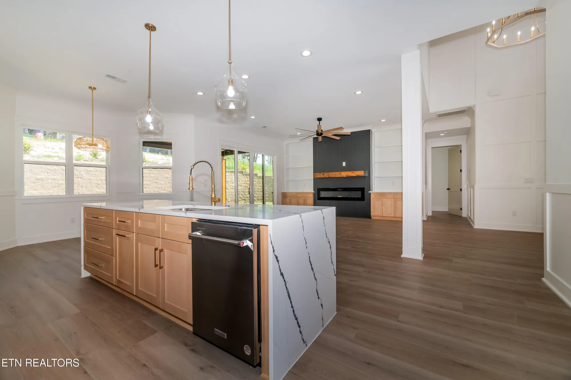 Property Slideshow image 20 of 53 | 149 kawga way, Loudon, TN, 37774