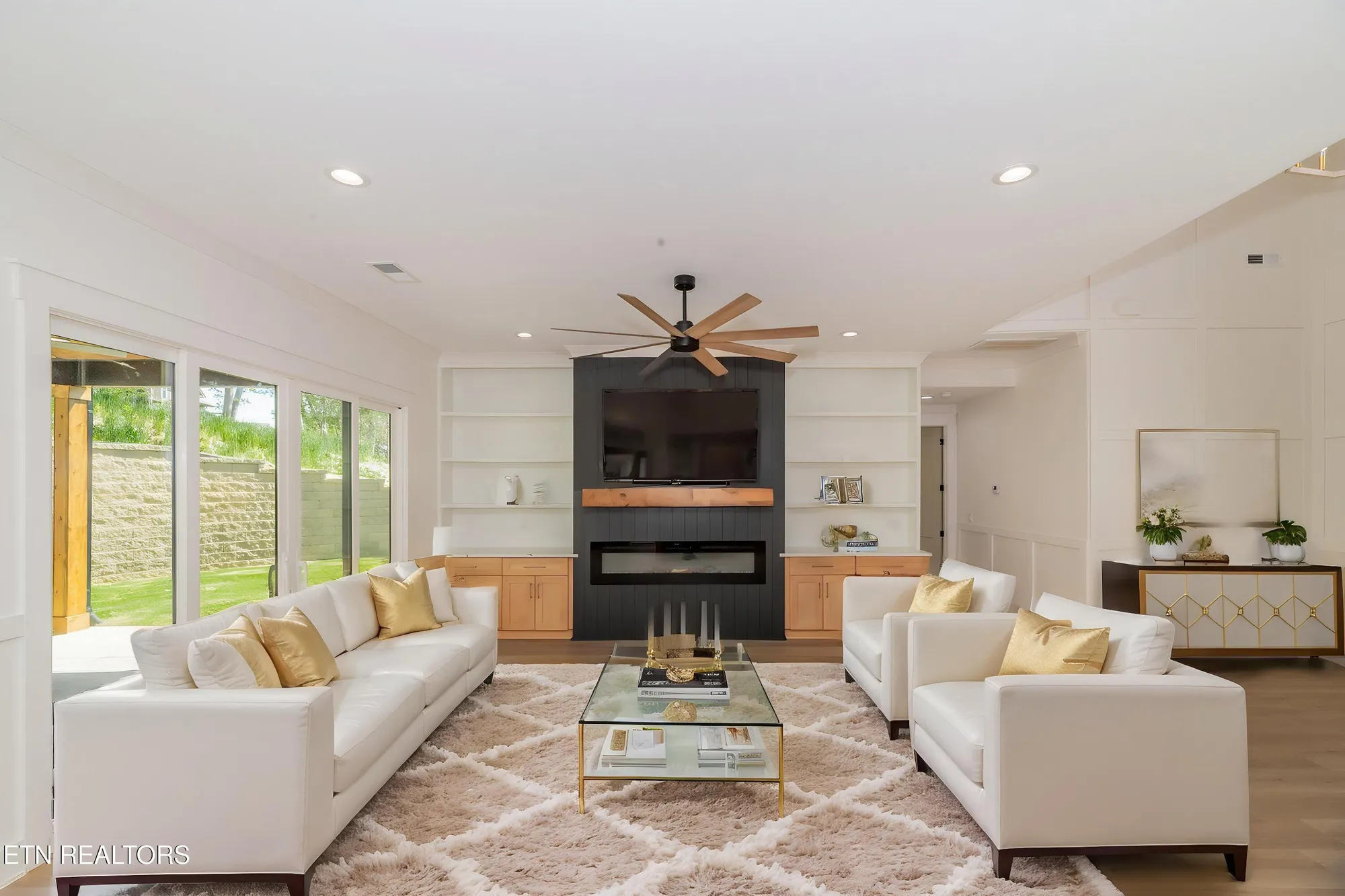 Property Slideshow image 7 of 53 | 149 kawga way, Loudon, TN, 37774