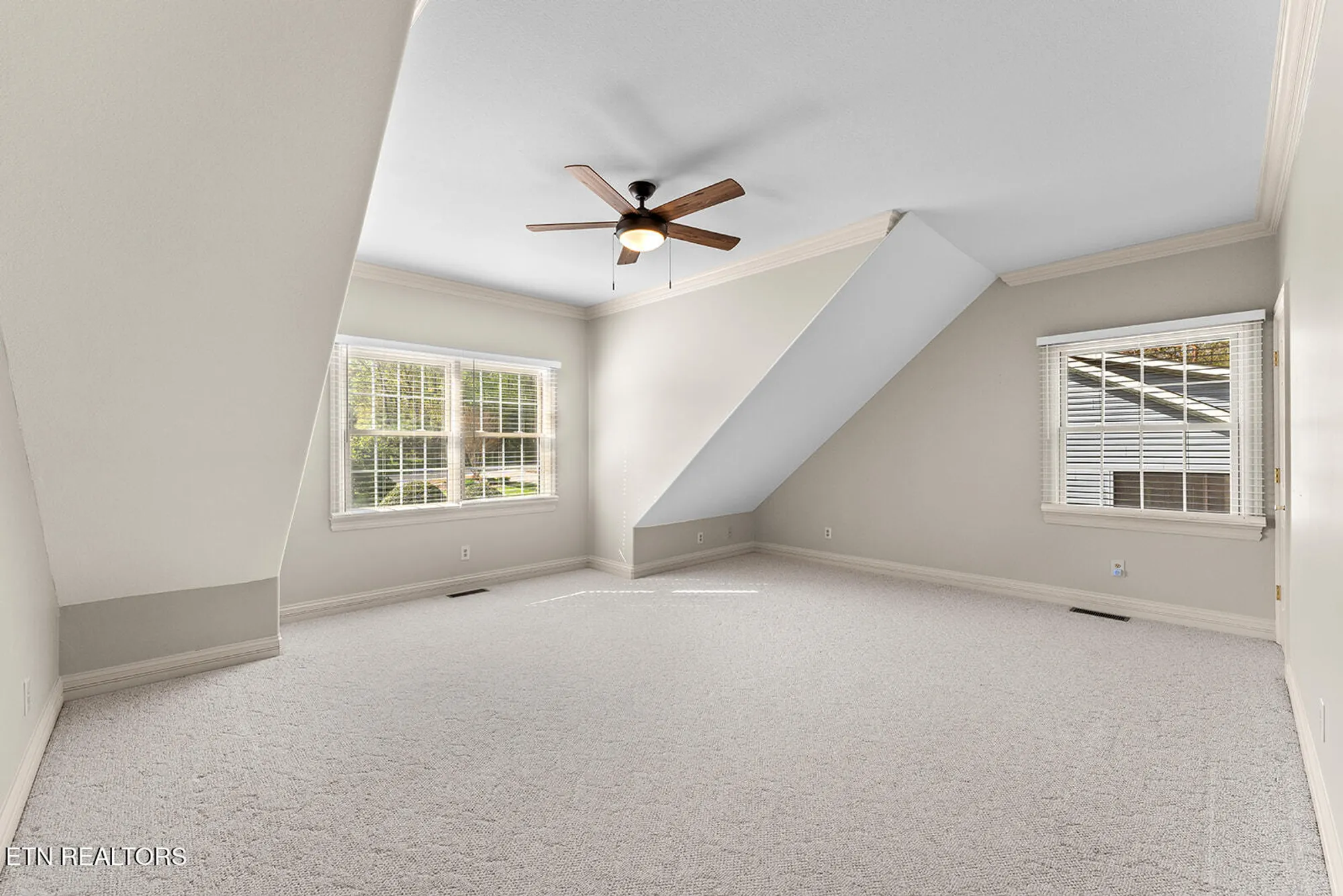 Property Slideshow image 40 of 66 | 231 chuniloti way, Loudon, TN, 37774