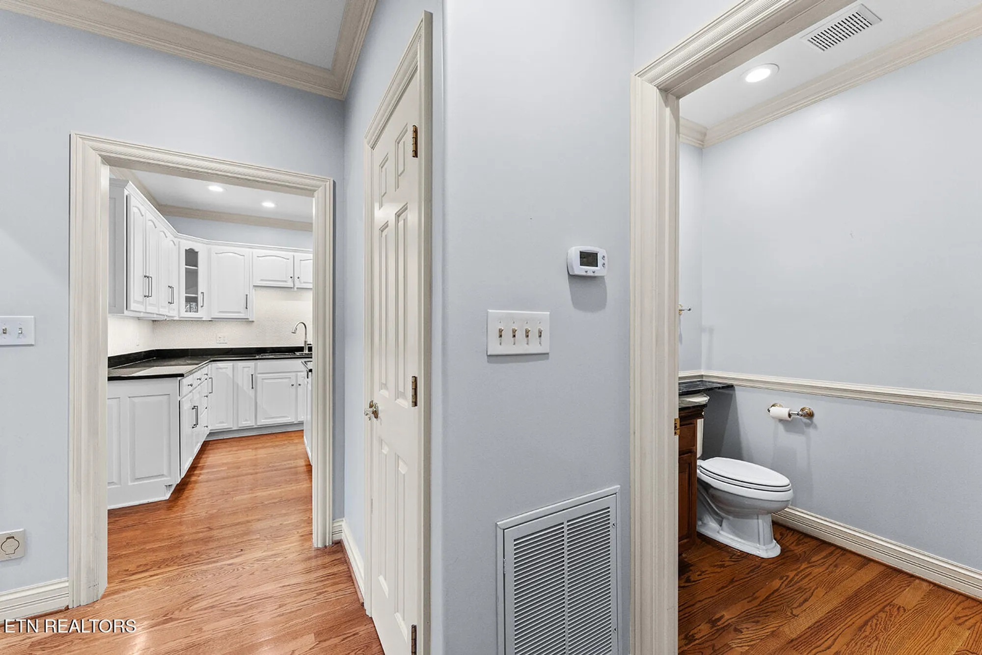 Property Slideshow image 12 of 66 | 231 chuniloti way, Loudon, TN, 37774