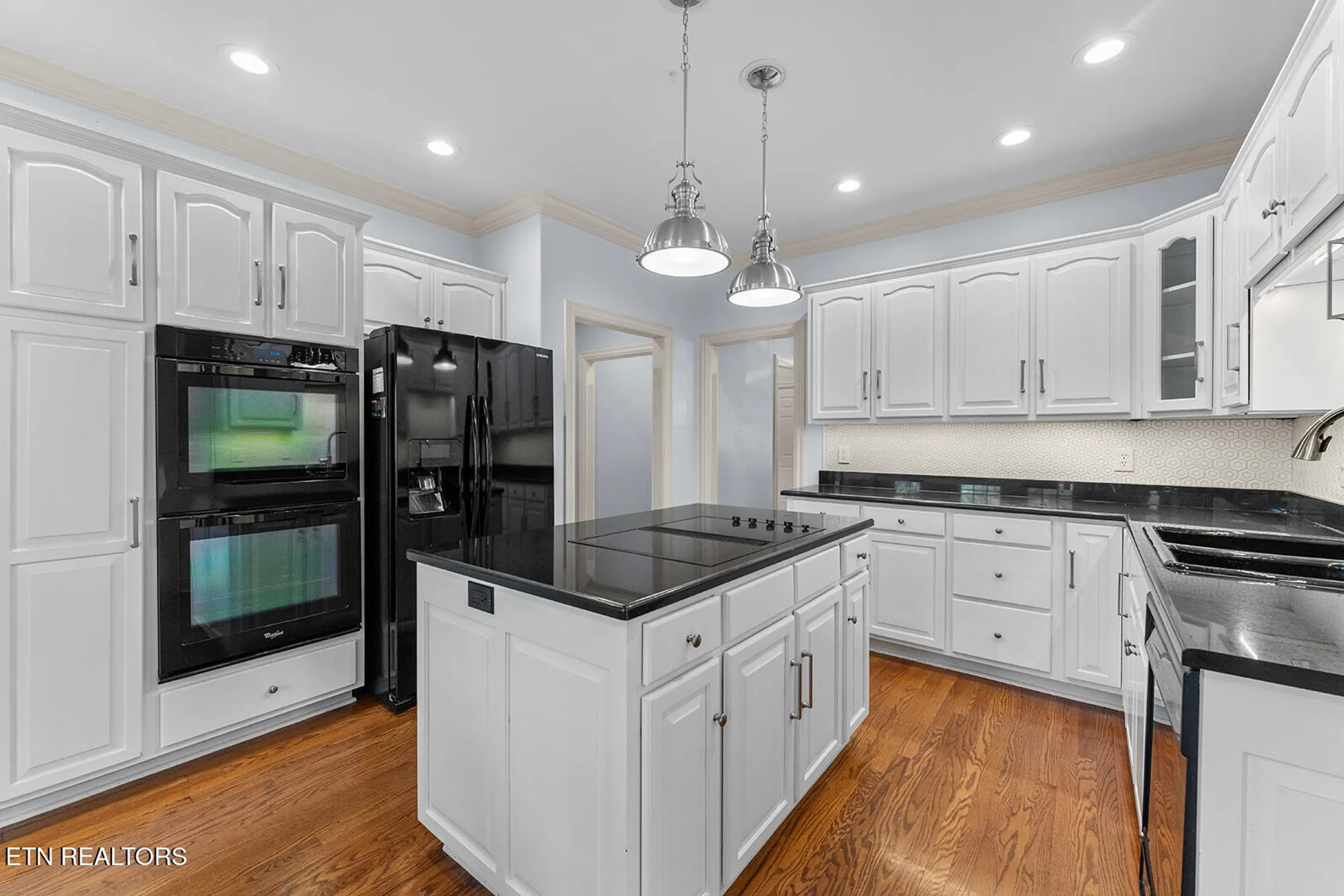 Property Slideshow image 14 of 66 | 231 chuniloti way, Loudon, TN, 37774