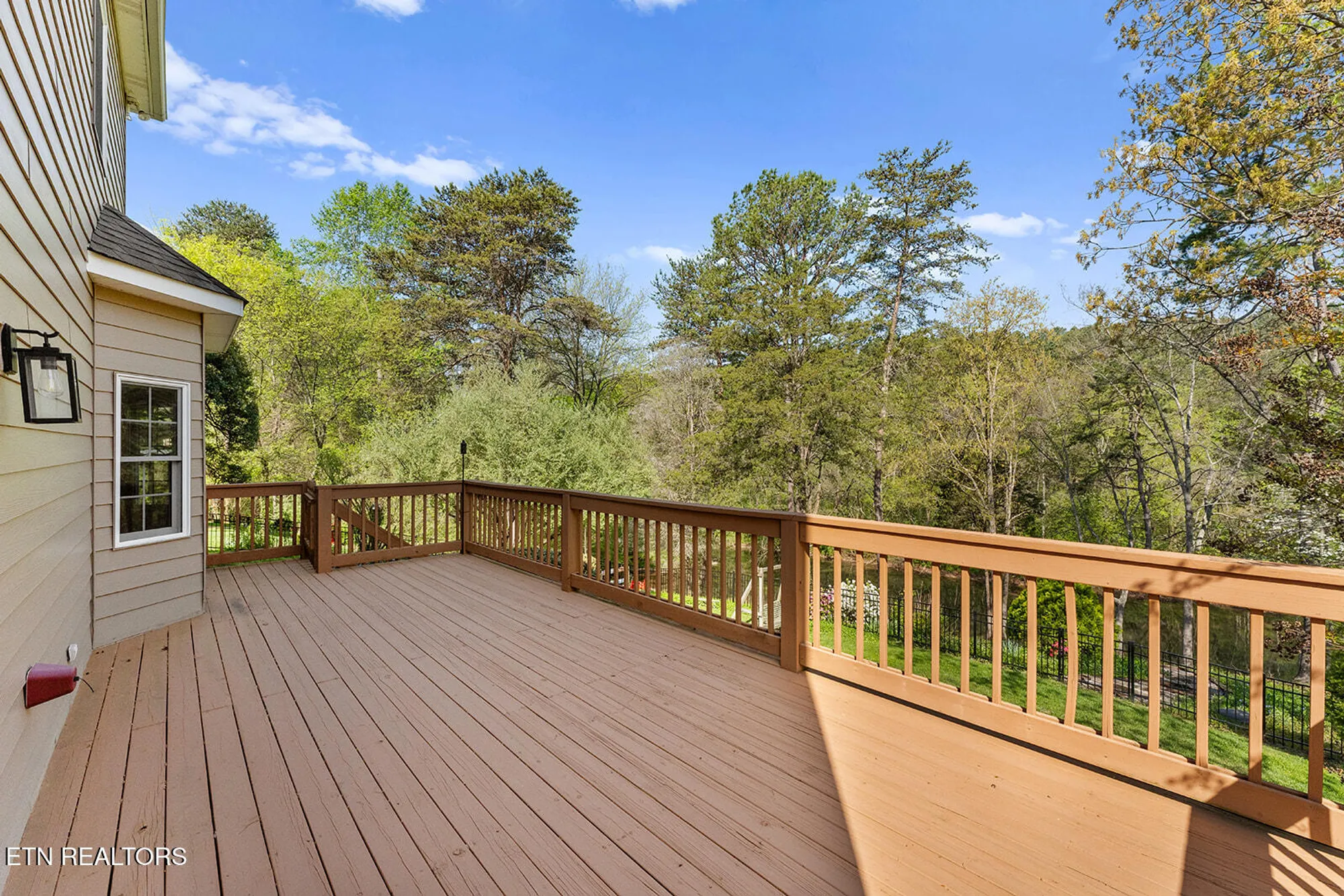 Property Slideshow image 22 of 66 | 231 chuniloti way, Loudon, TN, 37774