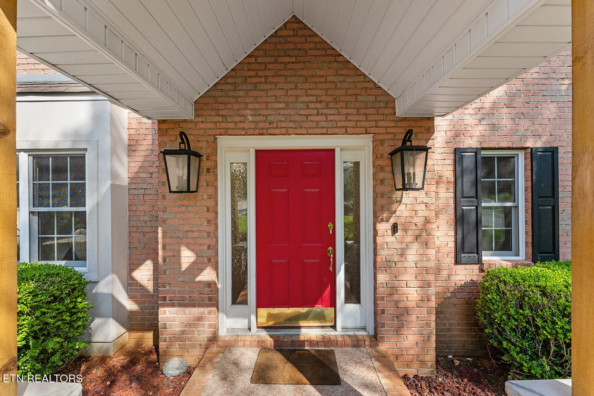 Property Slideshow image 6 of 66 | 231 chuniloti way, Loudon, TN, 37774