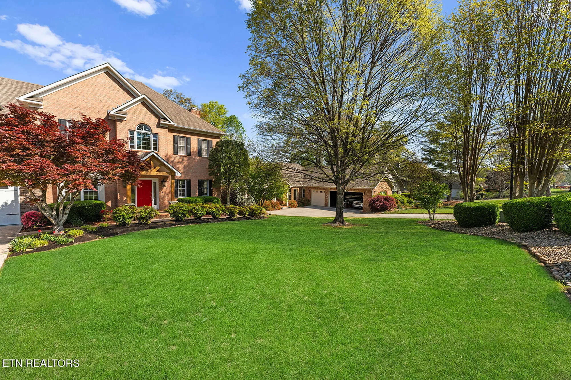 Property Slideshow image 5 of 66 | 231 chuniloti way, Loudon, TN, 37774