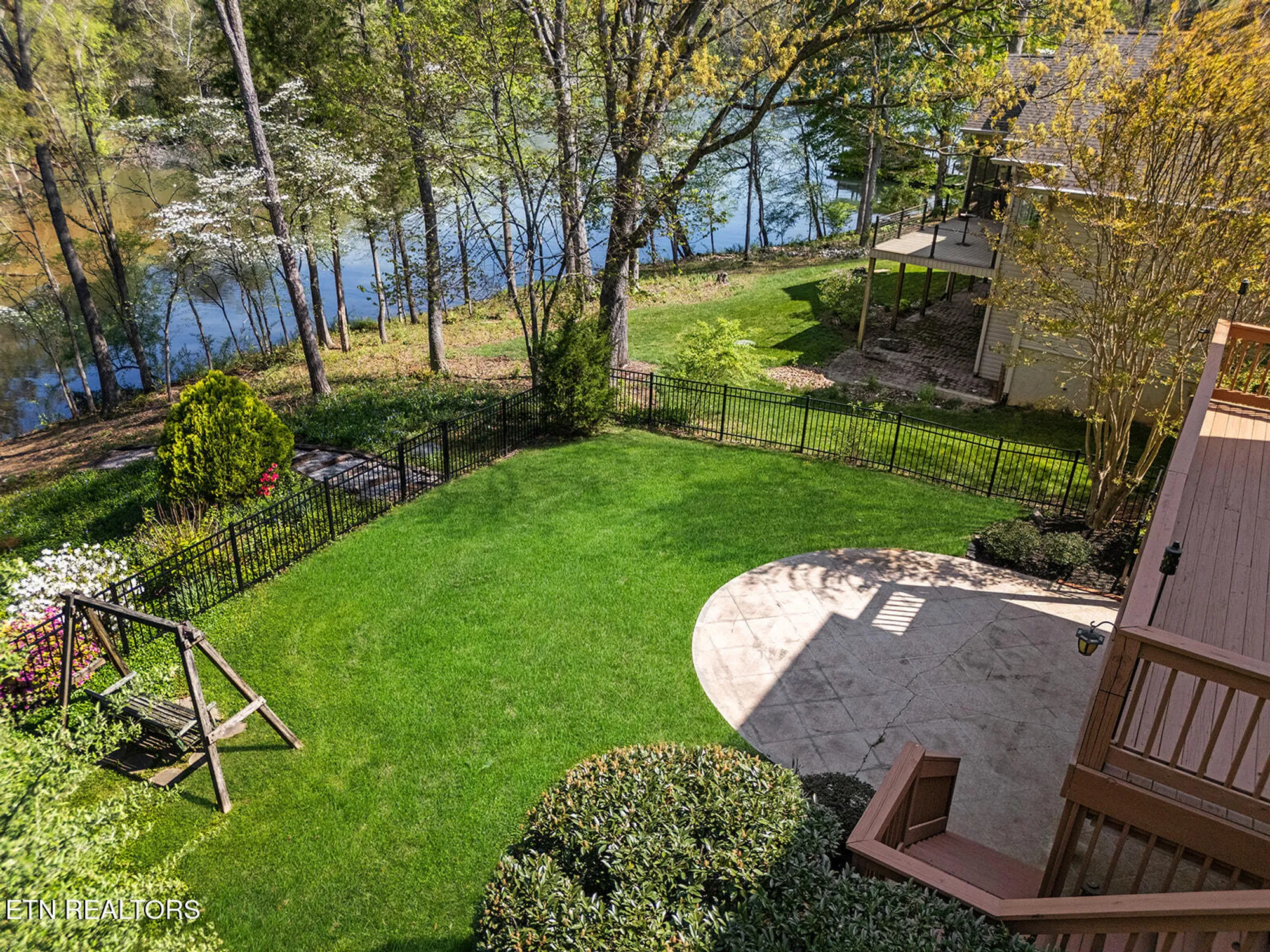 Property Slideshow image 53 of 66 | 231 chuniloti way, Loudon, TN, 37774