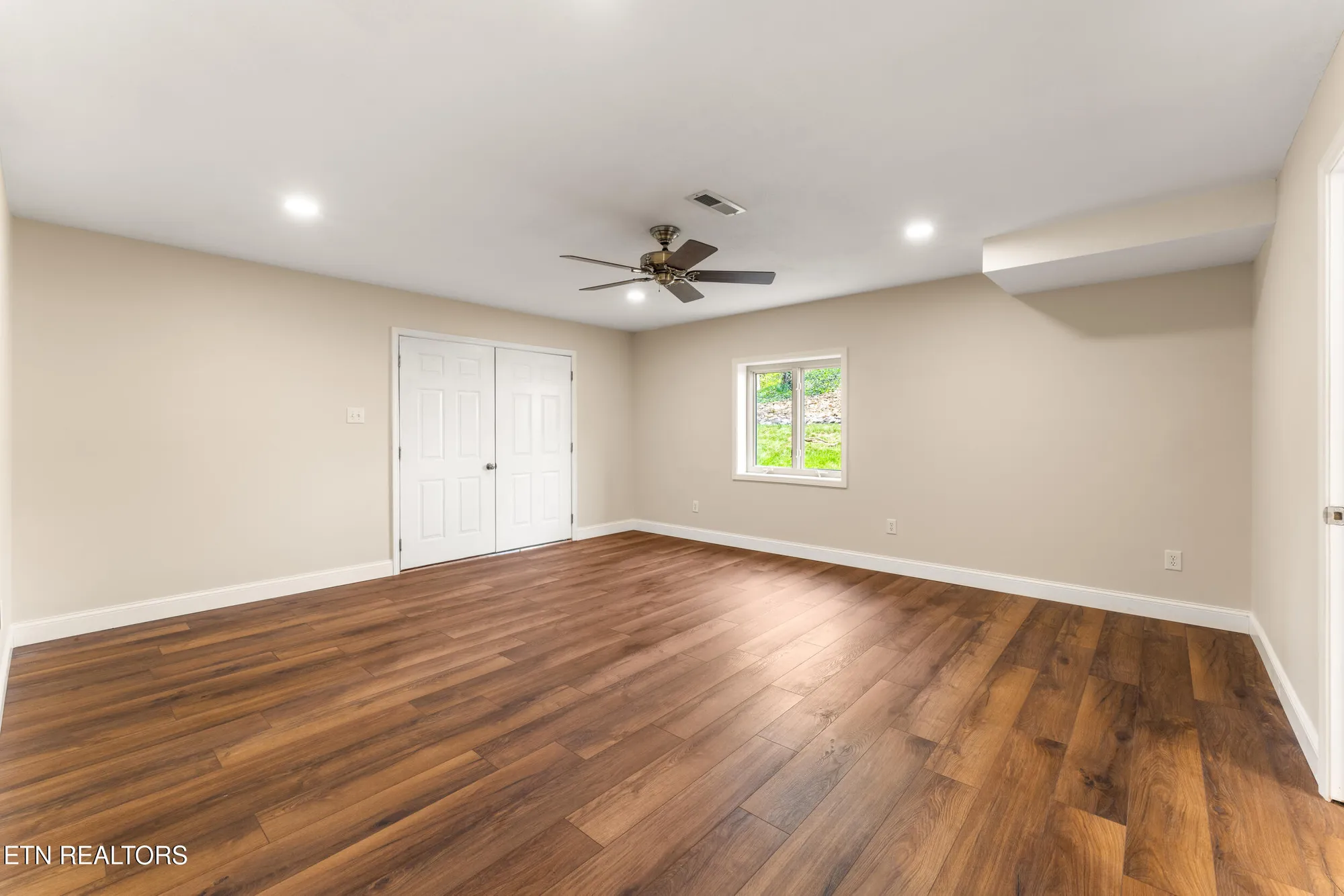 Property Slideshow image 38 of 59 | 106 tecumseh ln, Loudon, TN, 37774