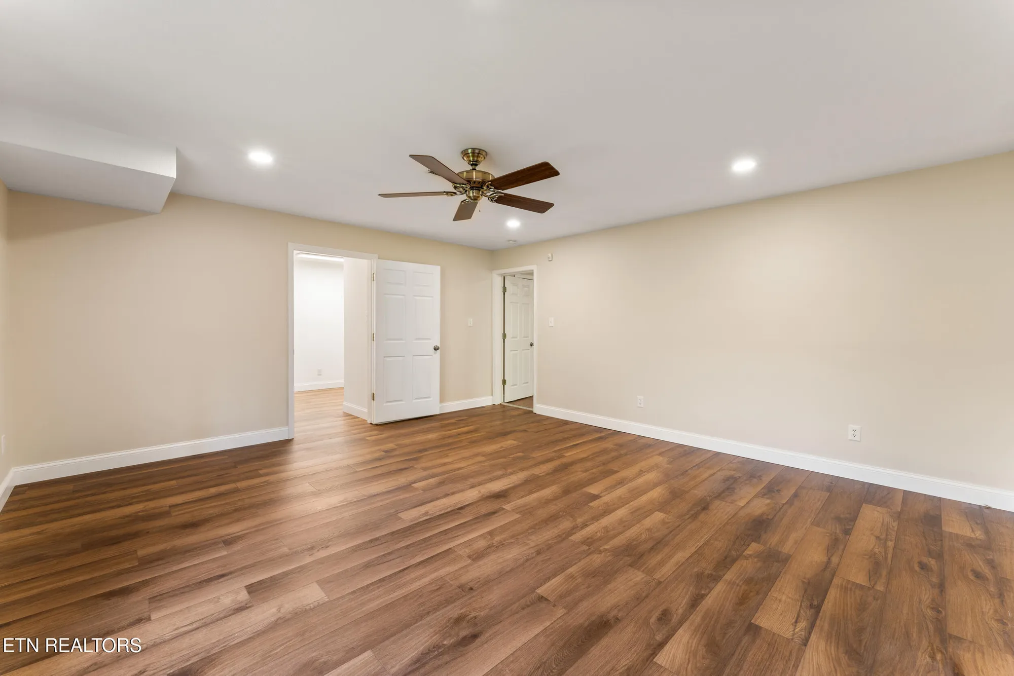 Property Slideshow image 37 of 59 | 106 tecumseh ln, Loudon, TN, 37774