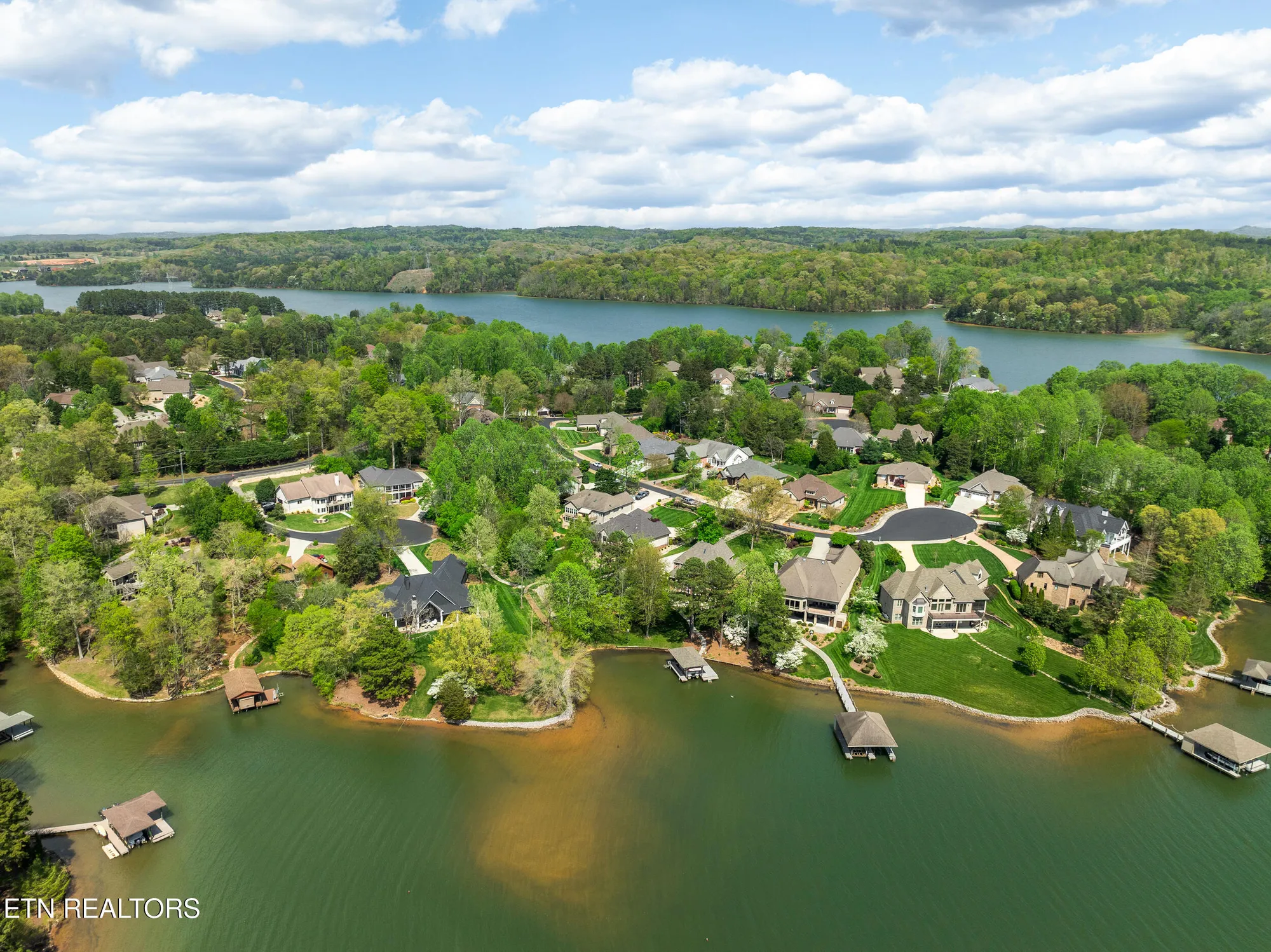 Property Slideshow image 57 of 59 | 106 tecumseh ln, Loudon, TN, 37774