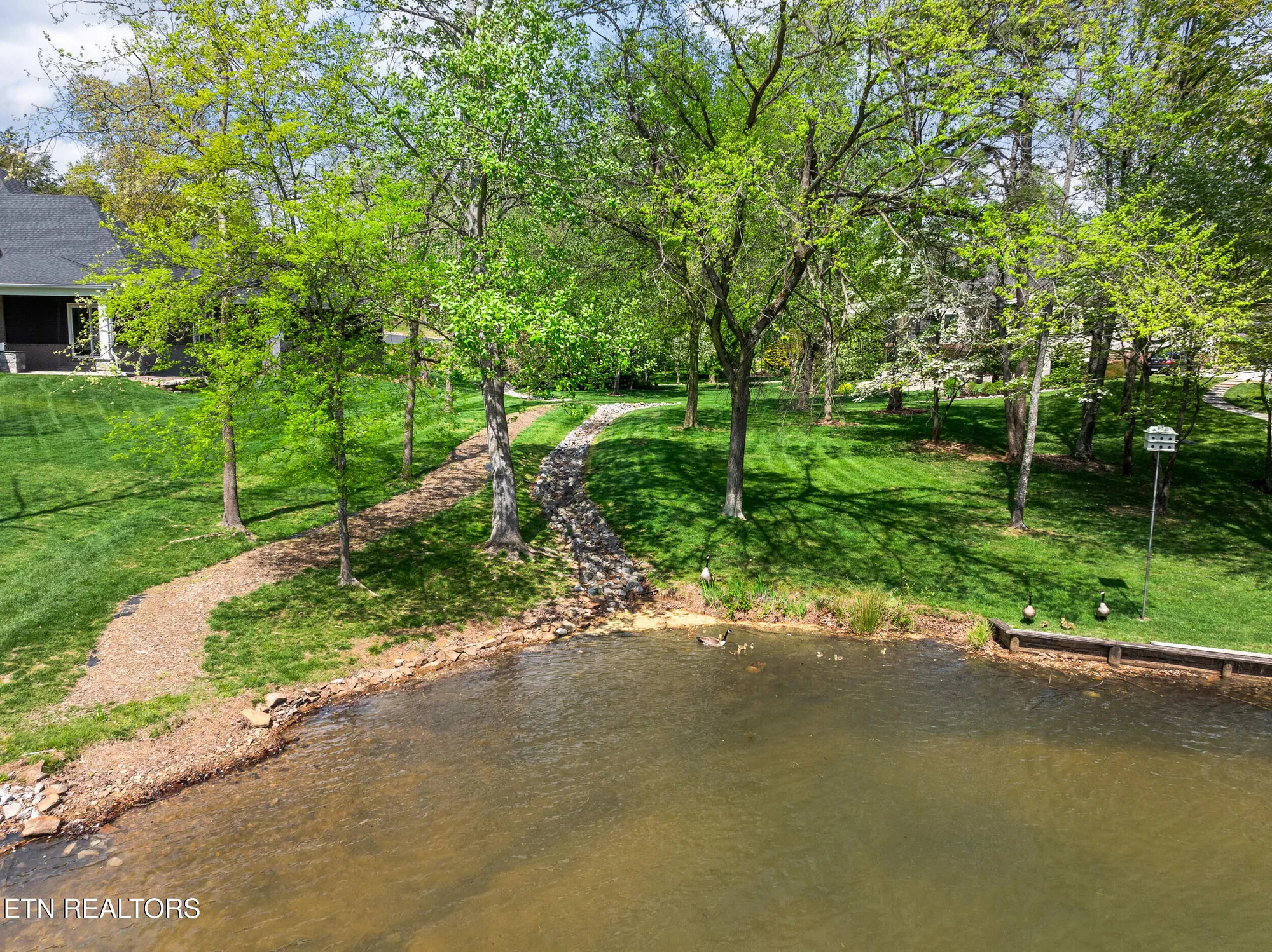 Property Slideshow image 59 of 59 | 106 tecumseh ln, Loudon, TN, 37774