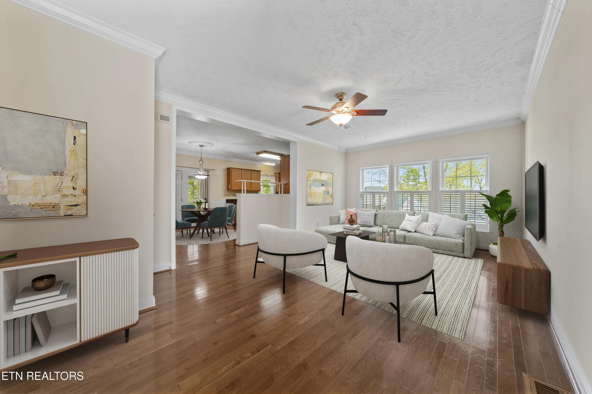 Property Slideshow image 5 of 48 | 102 chaloni ln, Loudon, TN, 37774