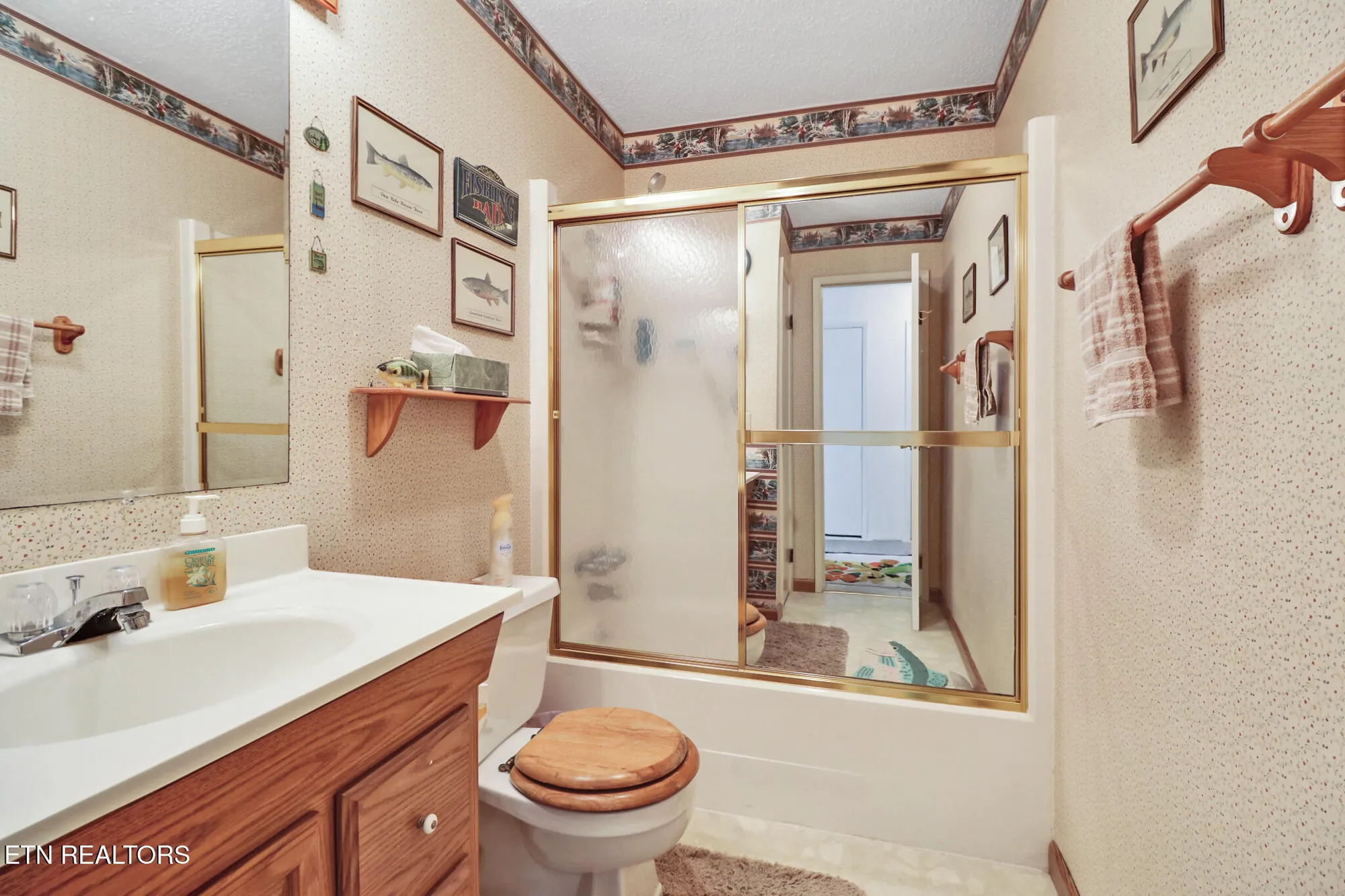 Property Slideshow image 24 of 42 | 105 lakeshire dr, Crossville, TN, 38558