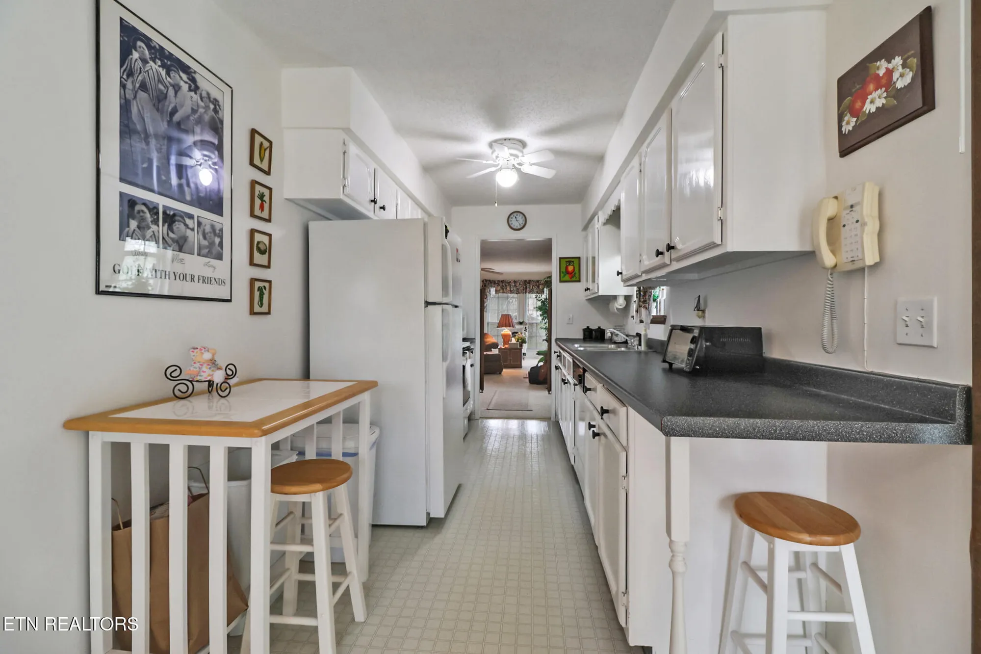 Property Slideshow image 13 of 42 | 105 lakeshire dr, Crossville, TN, 38558