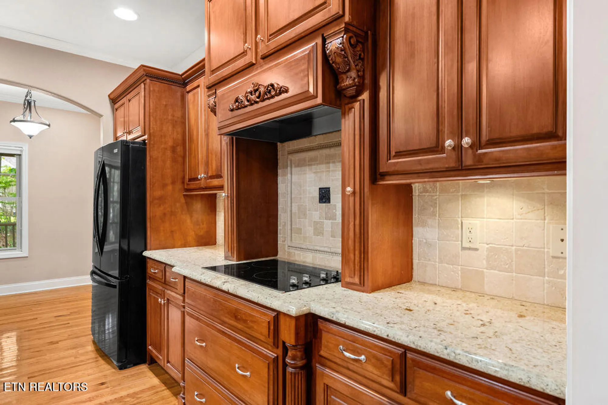 Property Slideshow image 11 of 37 | 118 oohleeno way, Loudon, TN, 37774