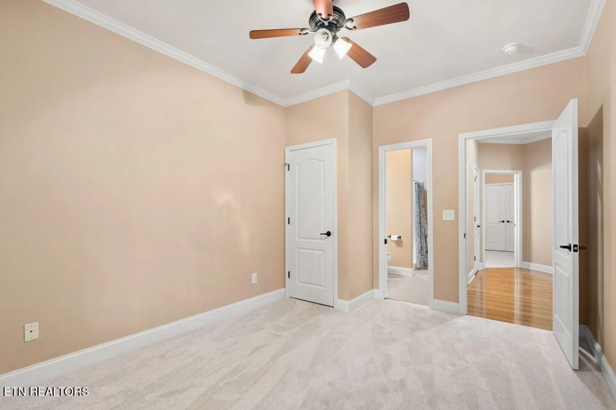 Property Slideshow image 24 of 37 | 118 oohleeno way, Loudon, TN, 37774