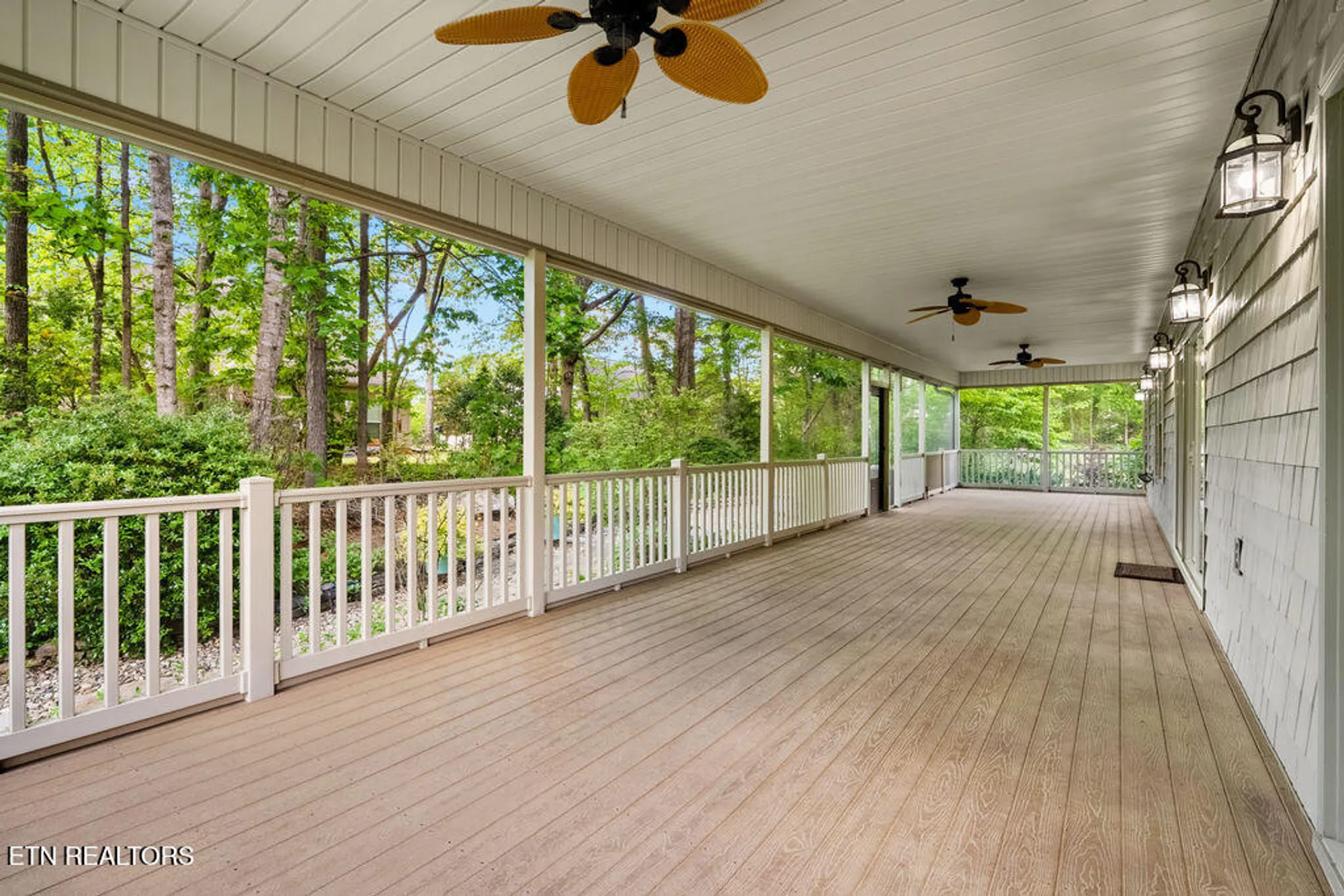 Property Slideshow image 28 of 37 | 118 oohleeno way, Loudon, TN, 37774