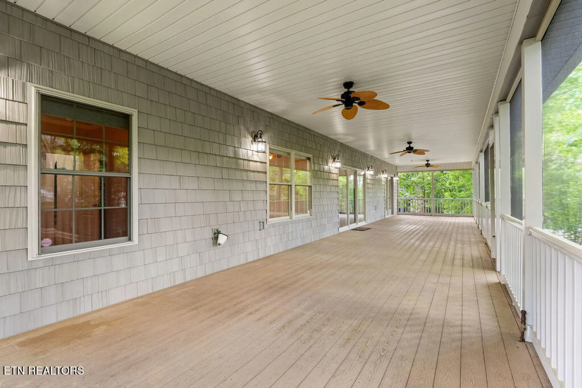 Property Slideshow image 29 of 37 | 118 oohleeno way, Loudon, TN, 37774