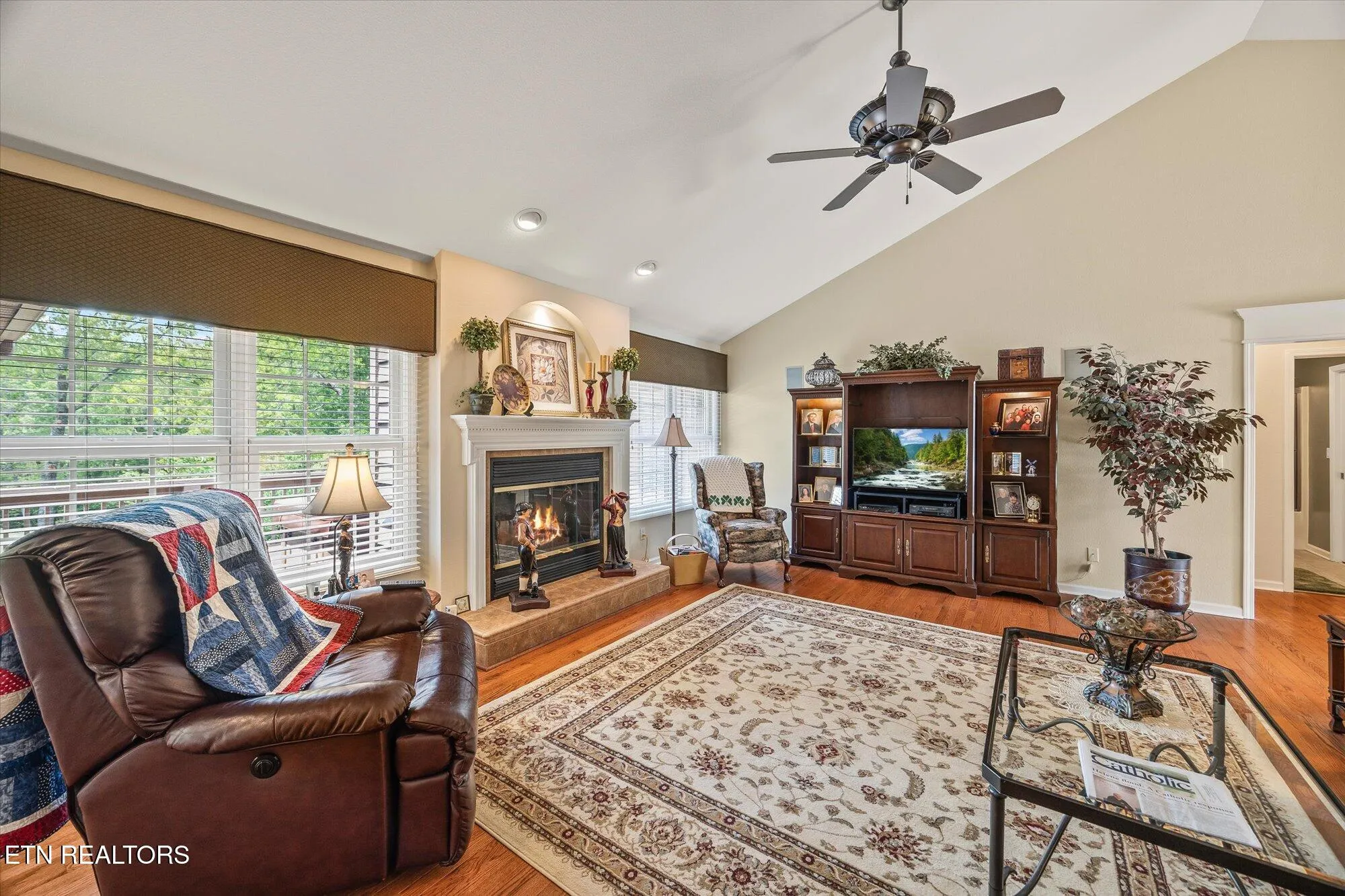 Property Slideshow image 17 of 47 | 106 mariners dr, Crossville, TN, 38558