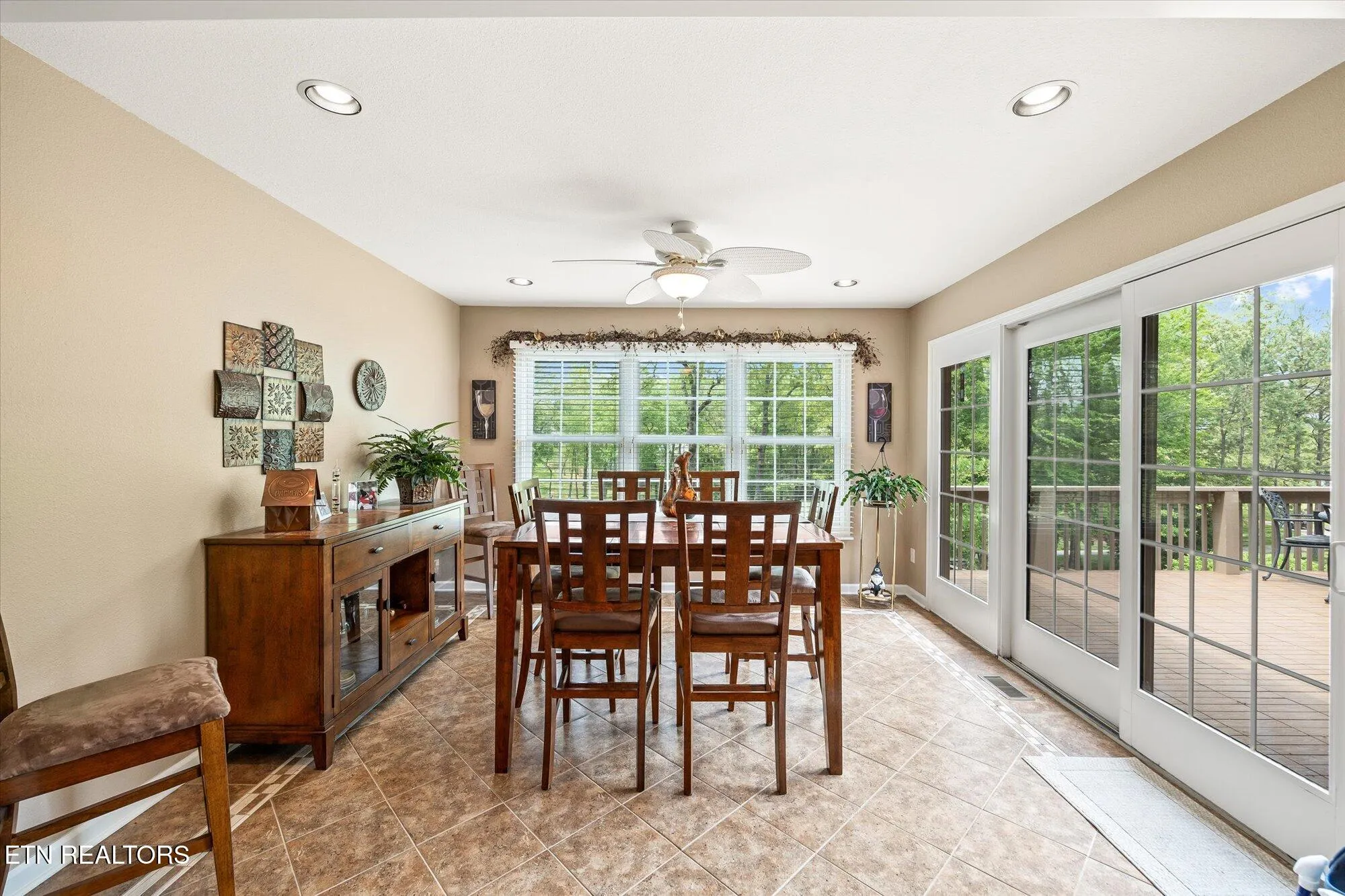 Property Slideshow image 18 of 47 | 106 mariners dr, Crossville, TN, 38558