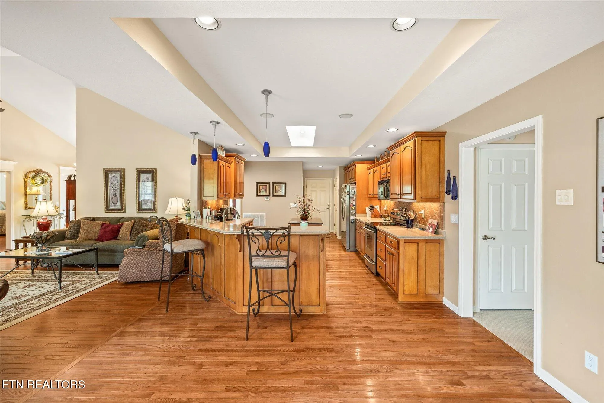 Property Slideshow image 21 of 47 | 106 mariners dr, Crossville, TN, 38558