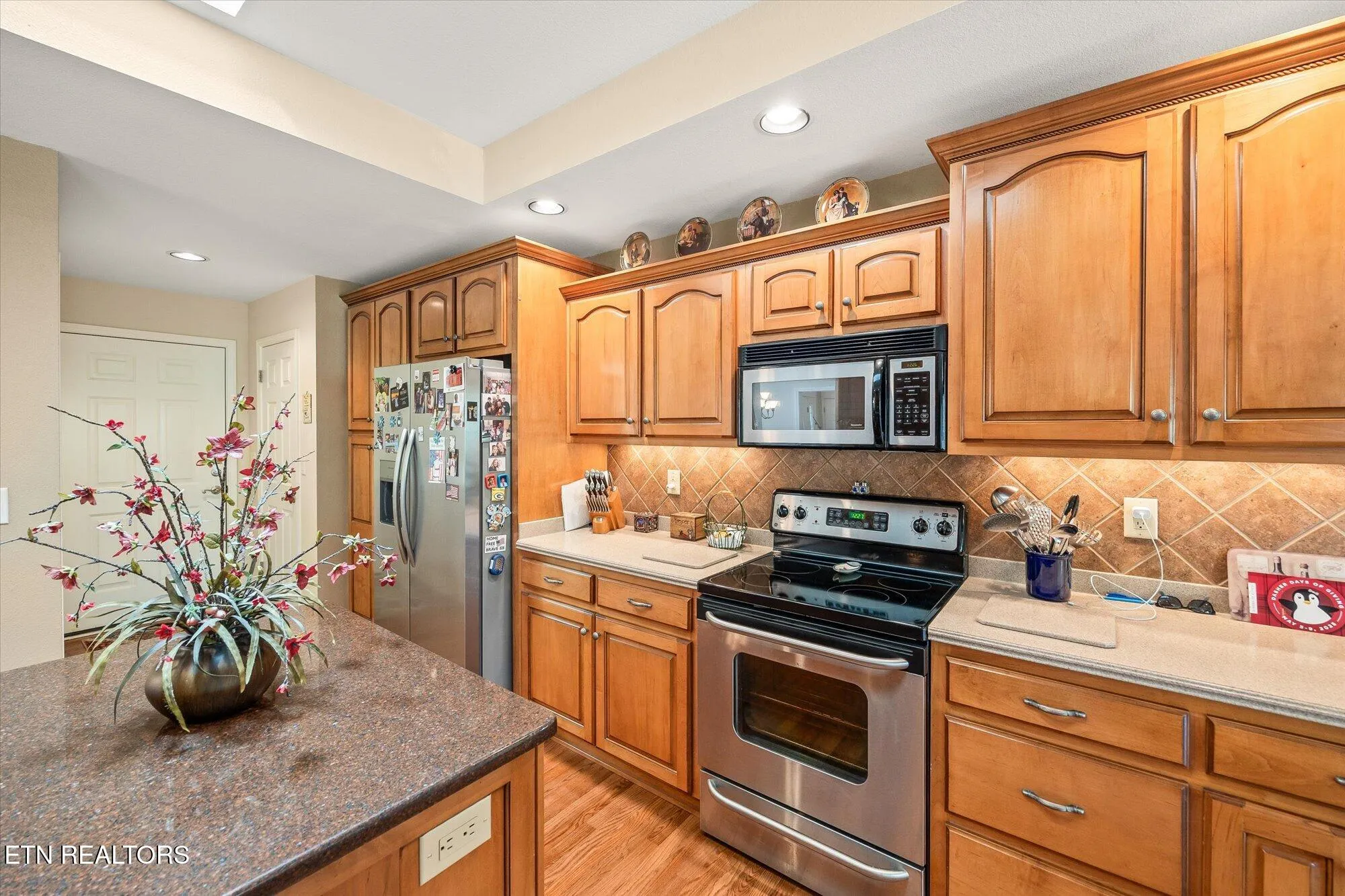 Property Slideshow image 22 of 47 | 106 mariners dr, Crossville, TN, 38558