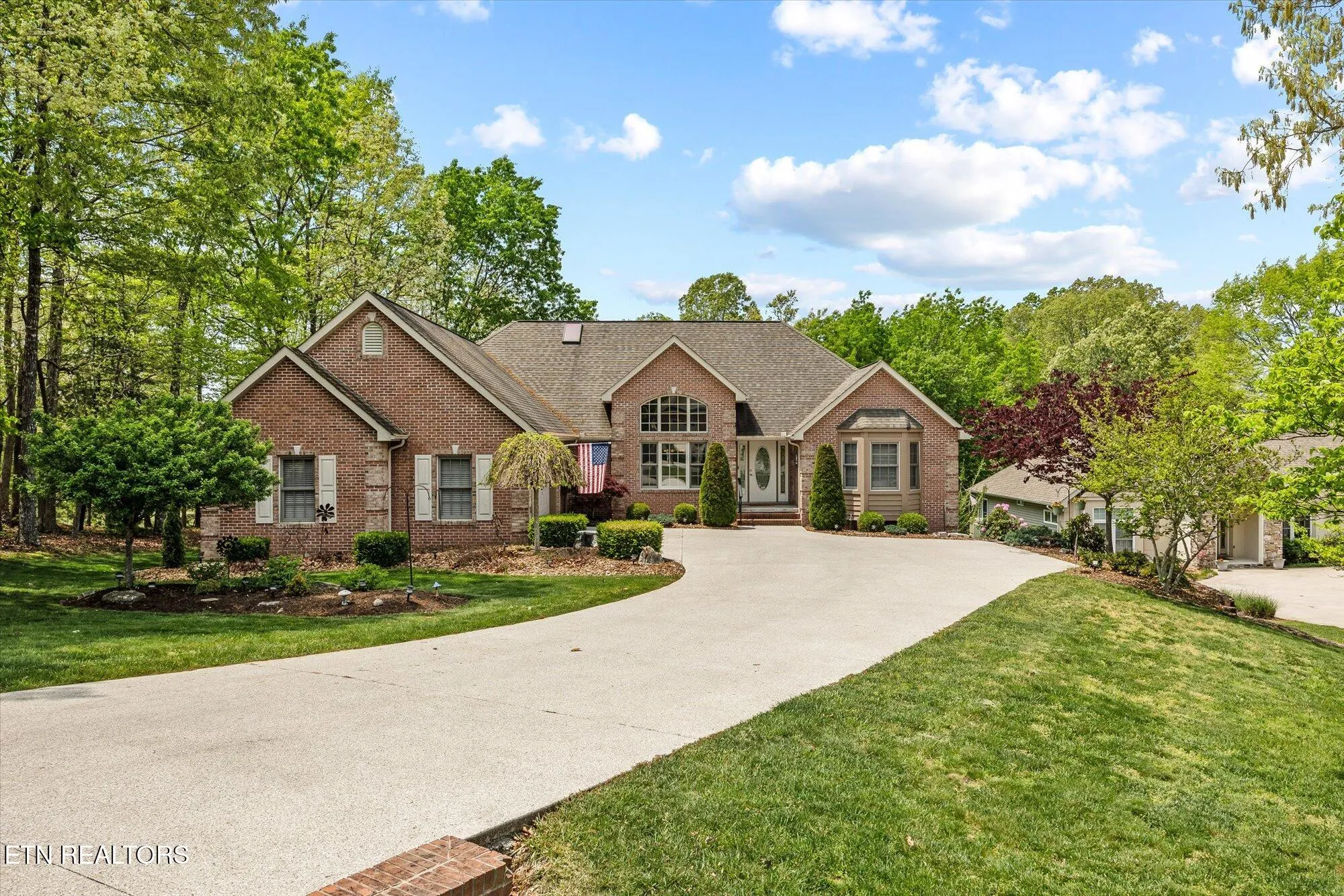 Property Slideshow image 2 of 47 | 106 mariners dr, Crossville, TN, 38558