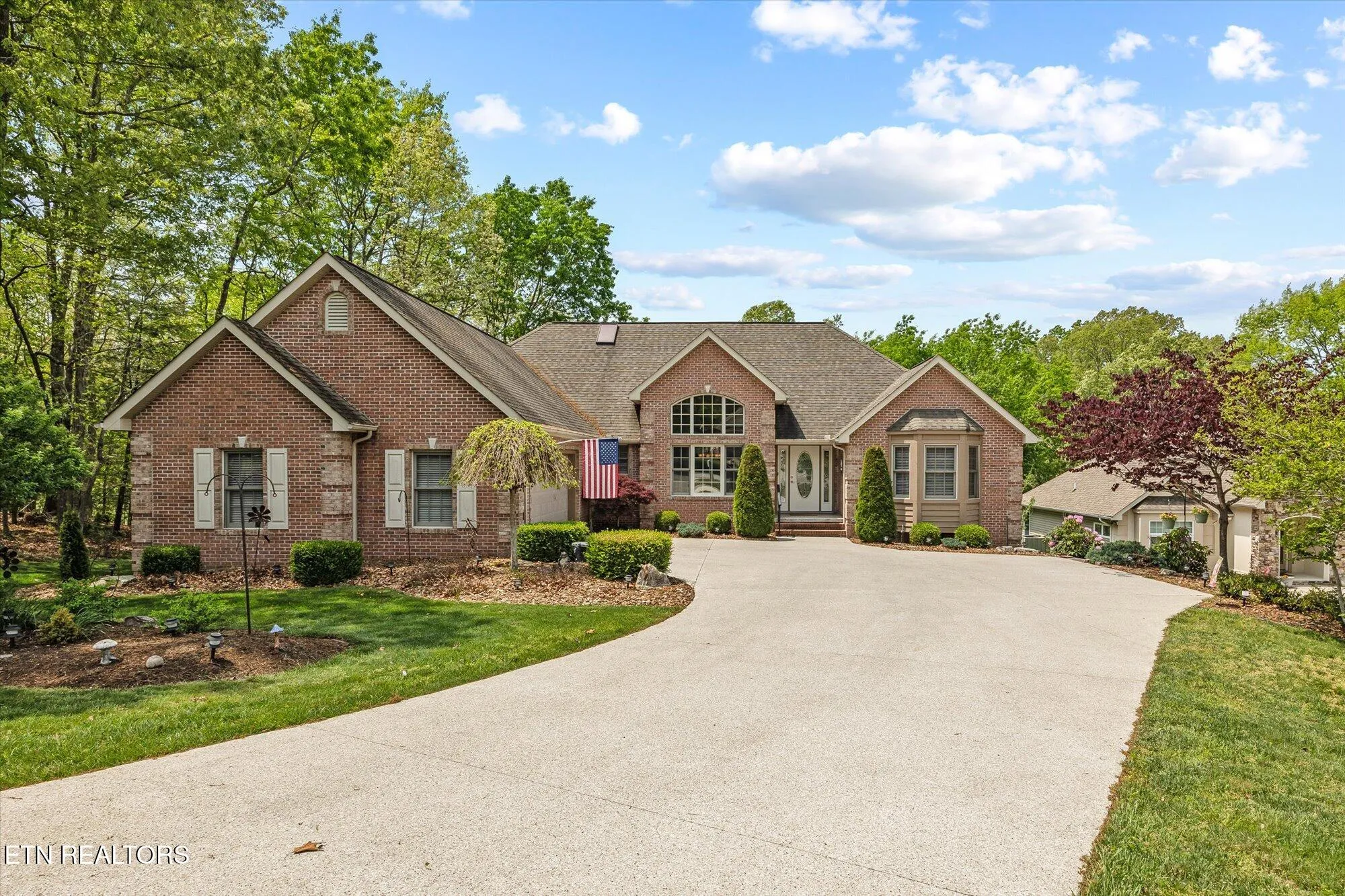 Property Slideshow image 4 of 47 | 106 mariners dr, Crossville, TN, 38558