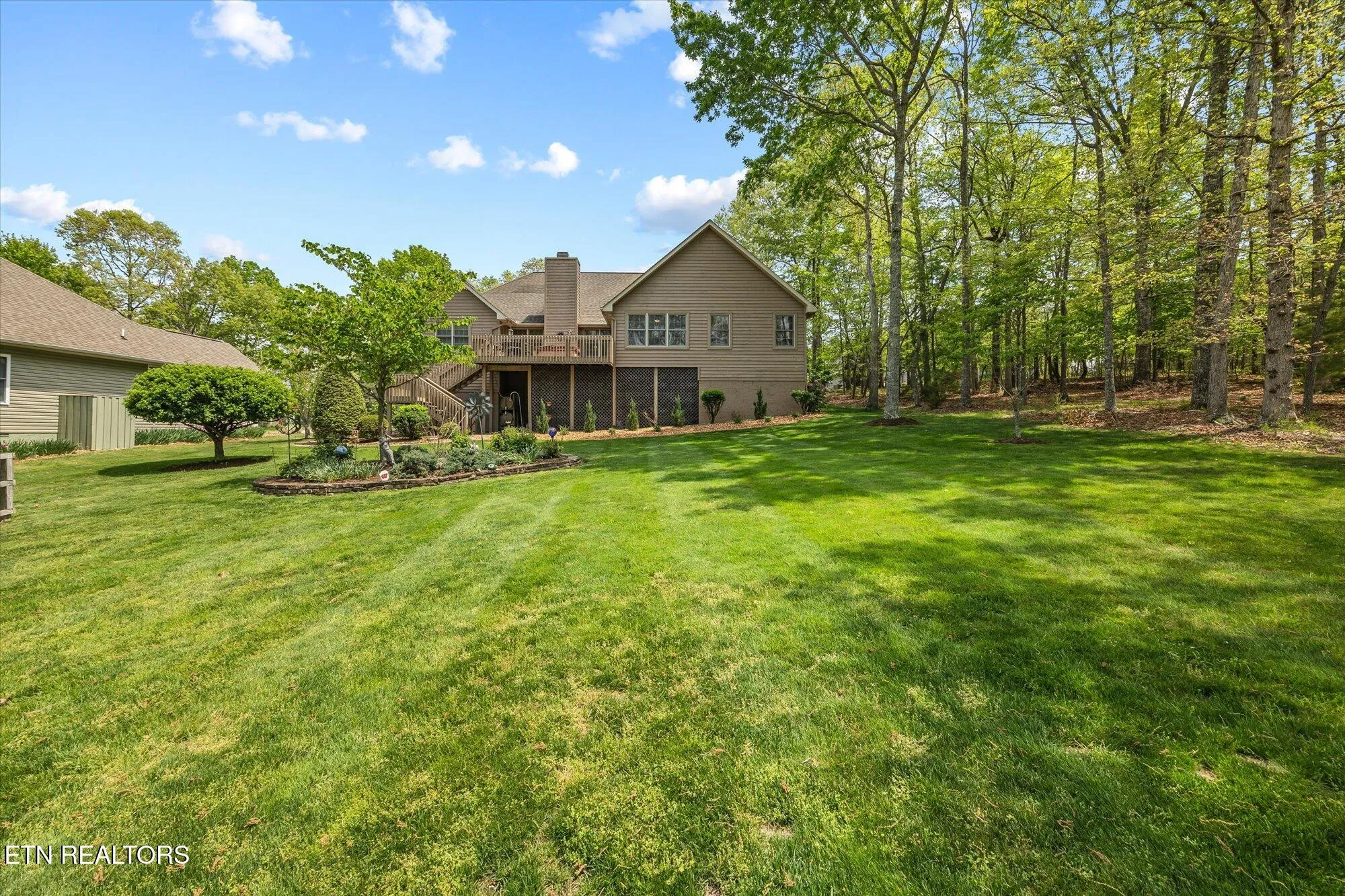 Property Slideshow image 9 of 47 | 106 mariners dr, Crossville, TN, 38558