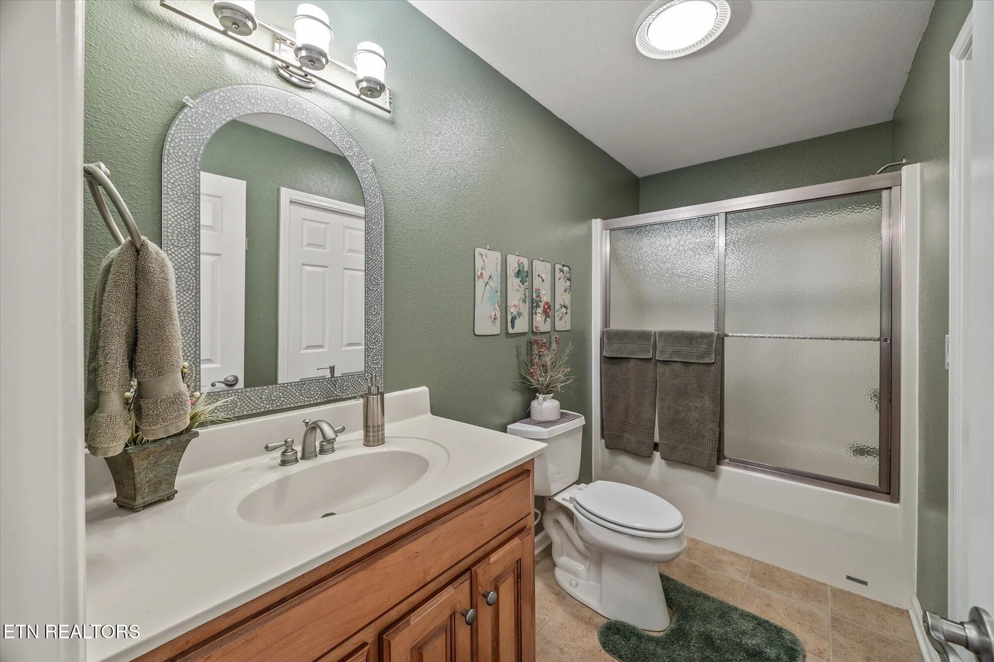 Property Slideshow image 34 of 47 | 106 mariners dr, Crossville, TN, 38558