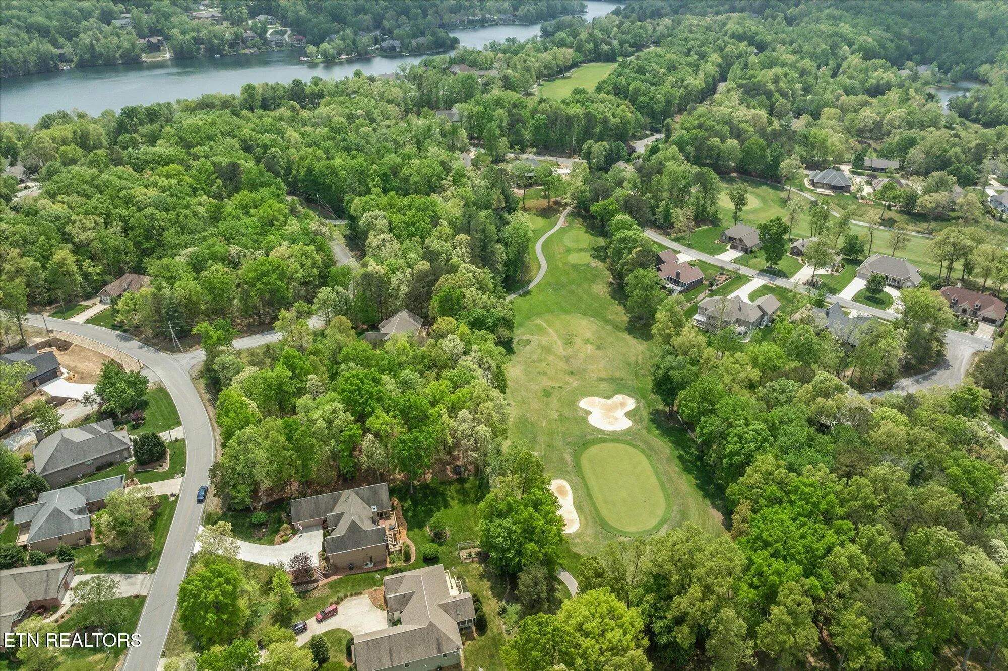 Property Slideshow image 39 of 47 | 106 mariners dr, Crossville, TN, 38558