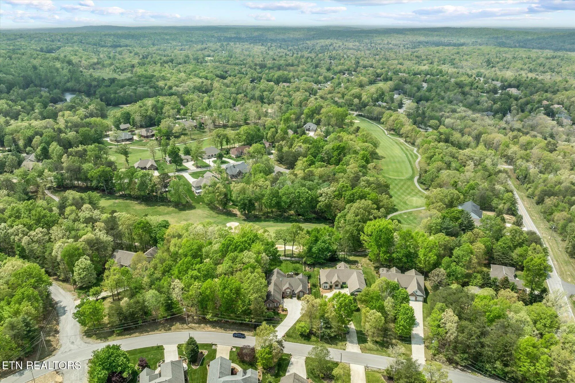 Property Slideshow image 41 of 47 | 106 mariners dr, Crossville, TN, 38558