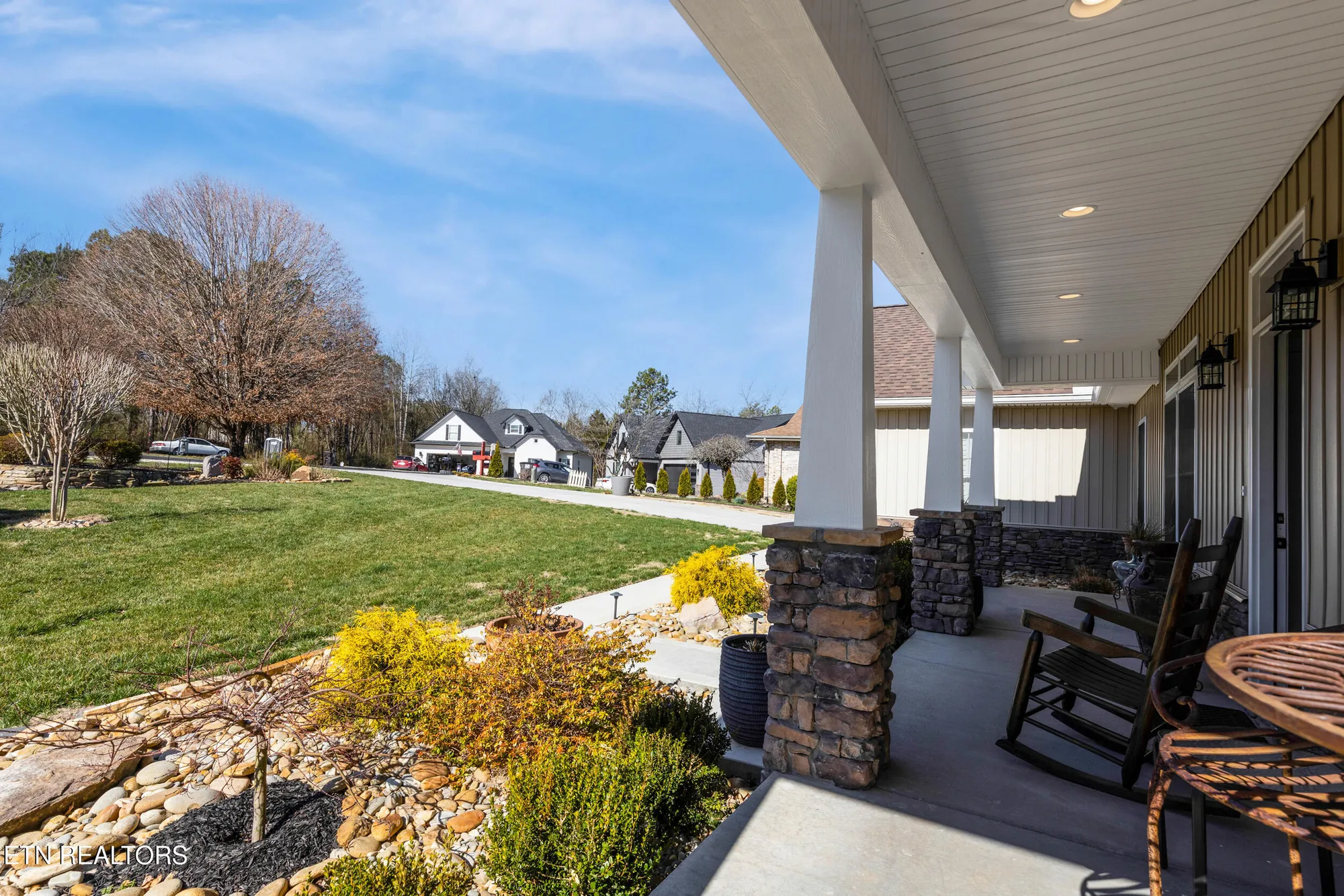 Property Slideshow image 6 of 46 | 315 ogana trce, Loudon, TN, 37774