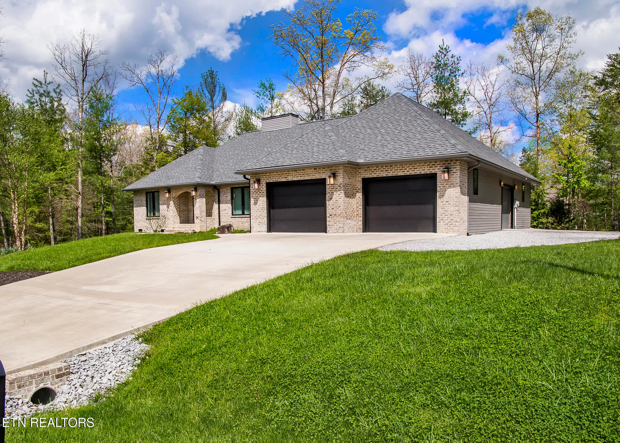 Property Slideshow image 2 of 60 | 194 forest view dr, Crossville, TN, 38558