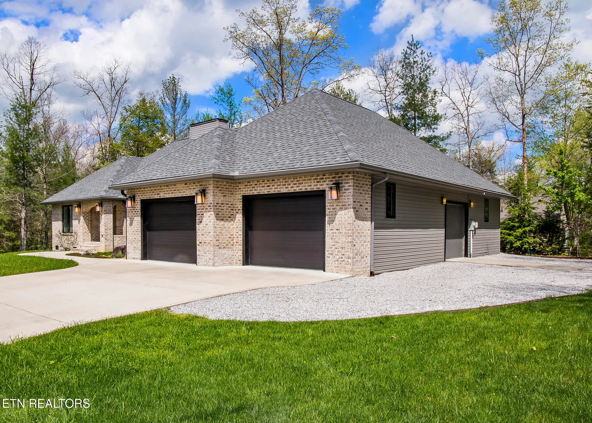 Property Slideshow image 3 of 60 | 194 forest view dr, Crossville, TN, 38558