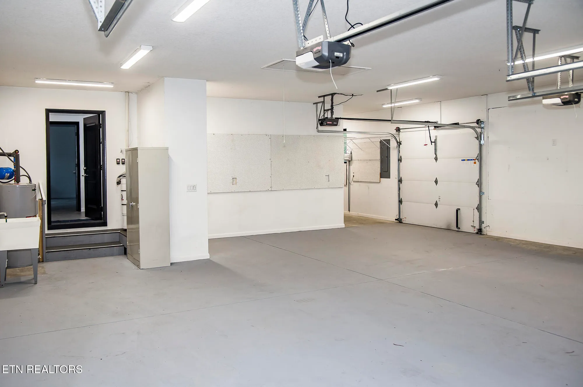 Property Slideshow image 57 of 60 | 194 forest view dr, Crossville, TN, 38558