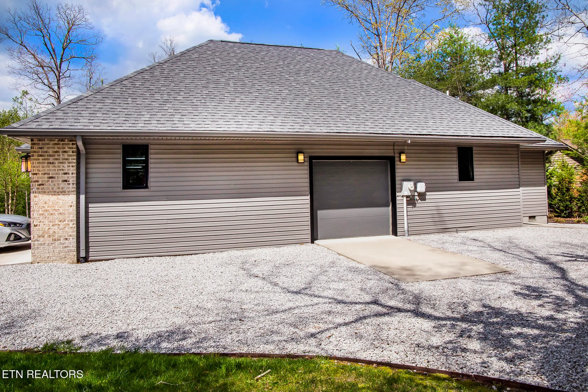 Property Slideshow image 4 of 60 | 194 forest view dr, Crossville, TN, 38558