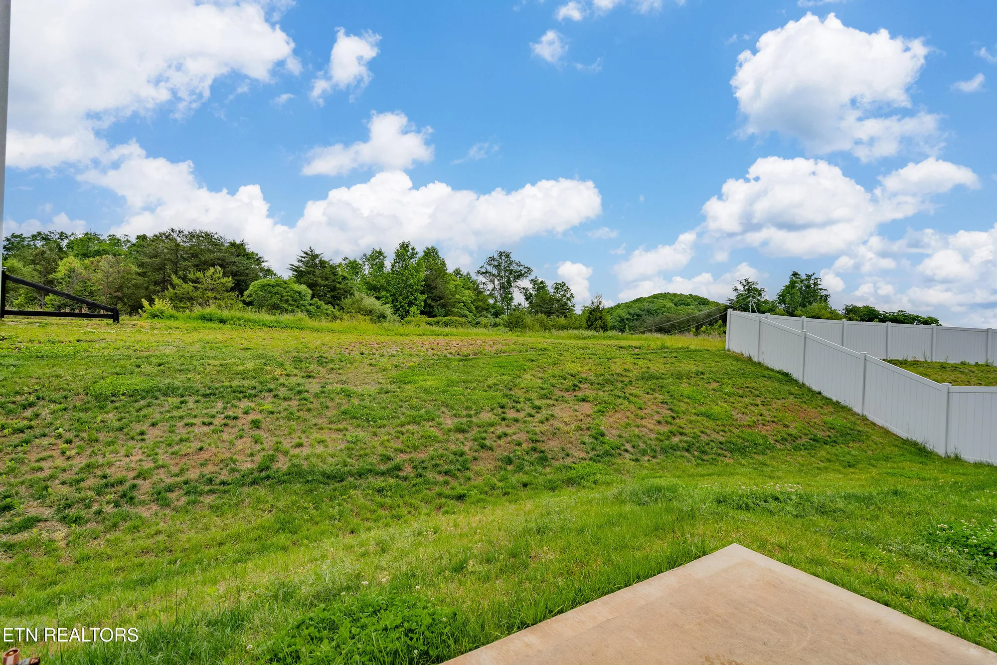 Property Slideshow image 40 of 43 | 106 gigi ln, Oak Ridge, TN, 37830