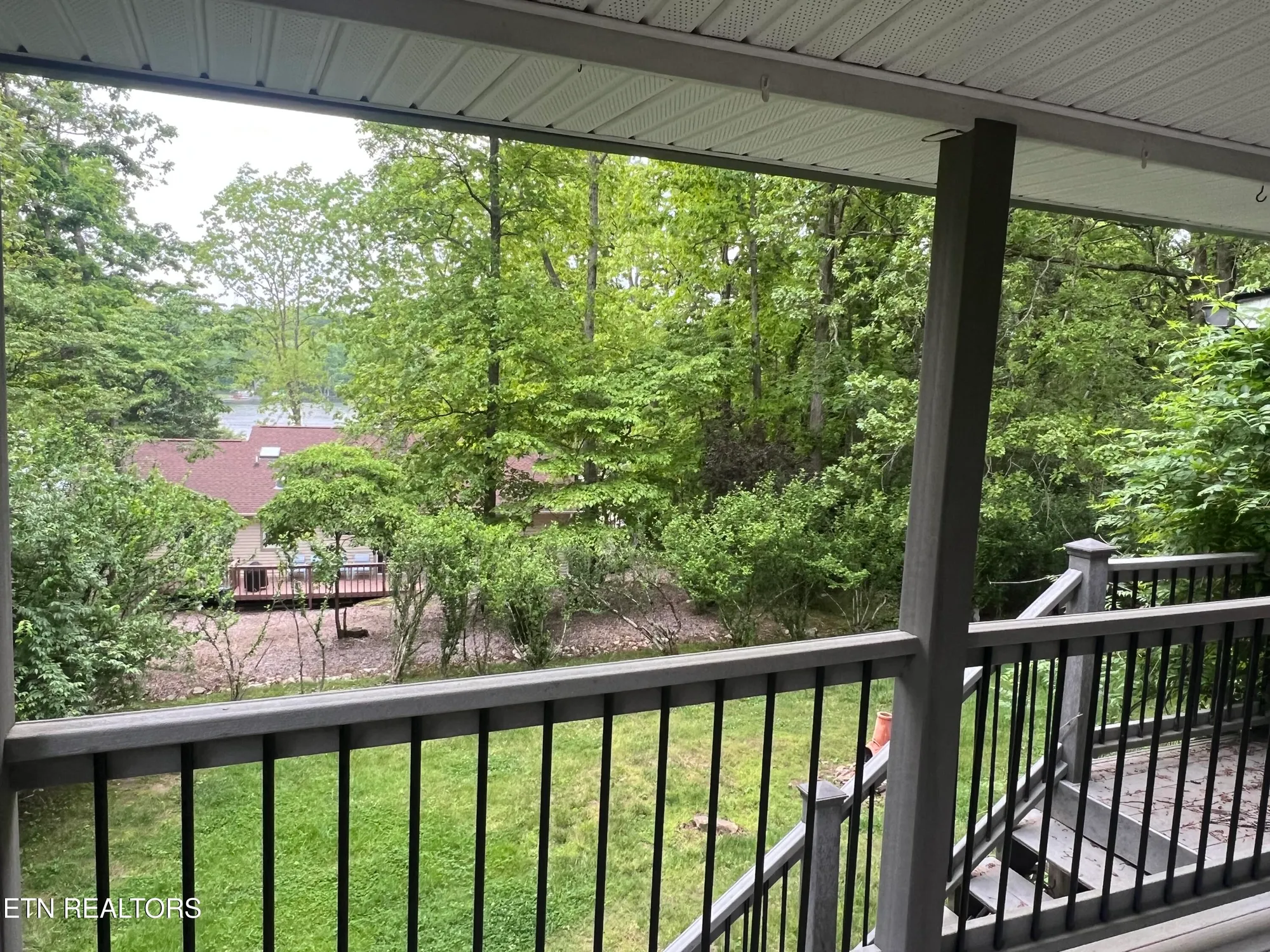 Property Slideshow image 8 of 60 | 137 lakeshire dr, Crossville, TN, 38558