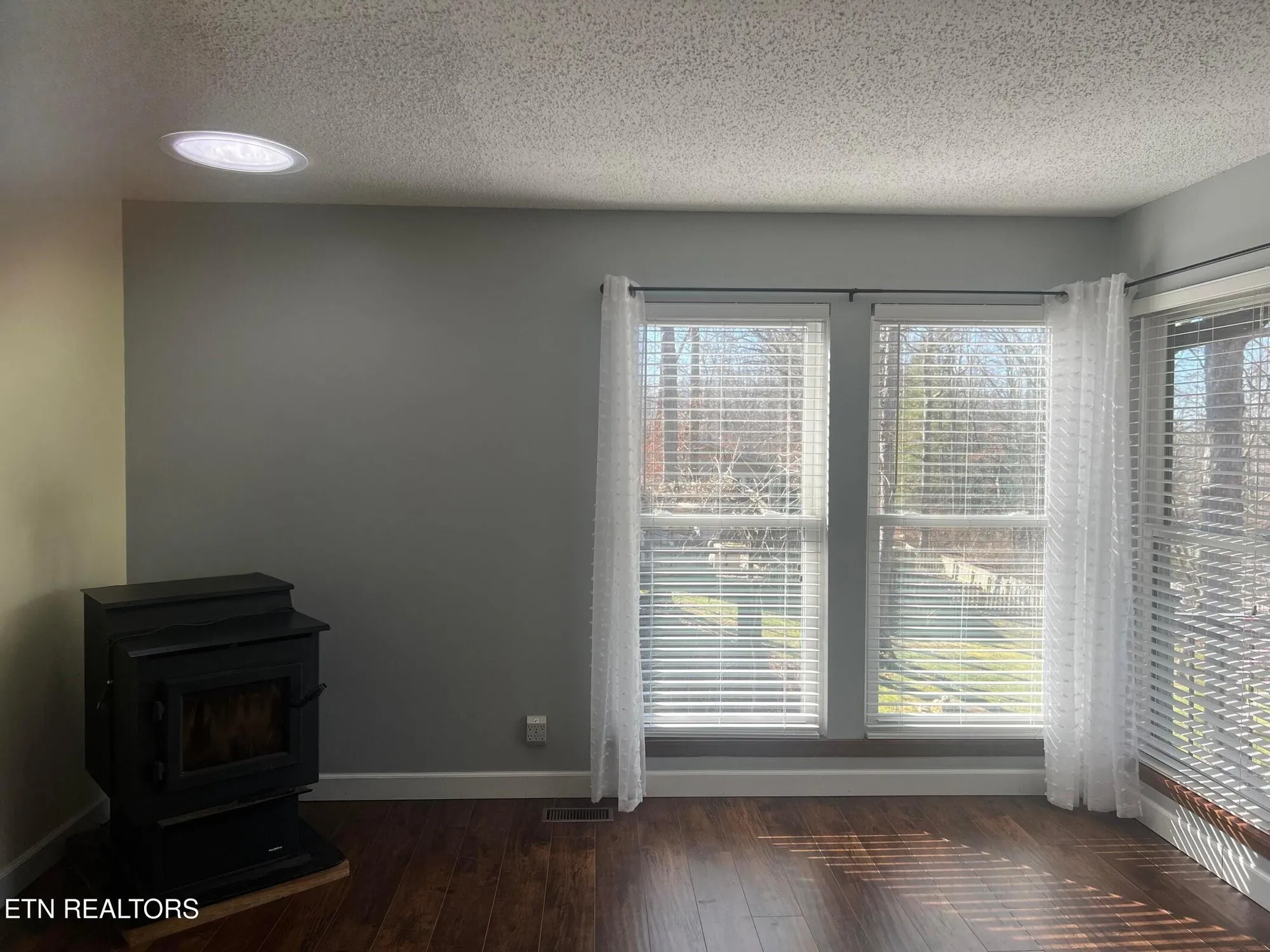 Property Slideshow image 47 of 60 | 137 lakeshire dr, Crossville, TN, 38558