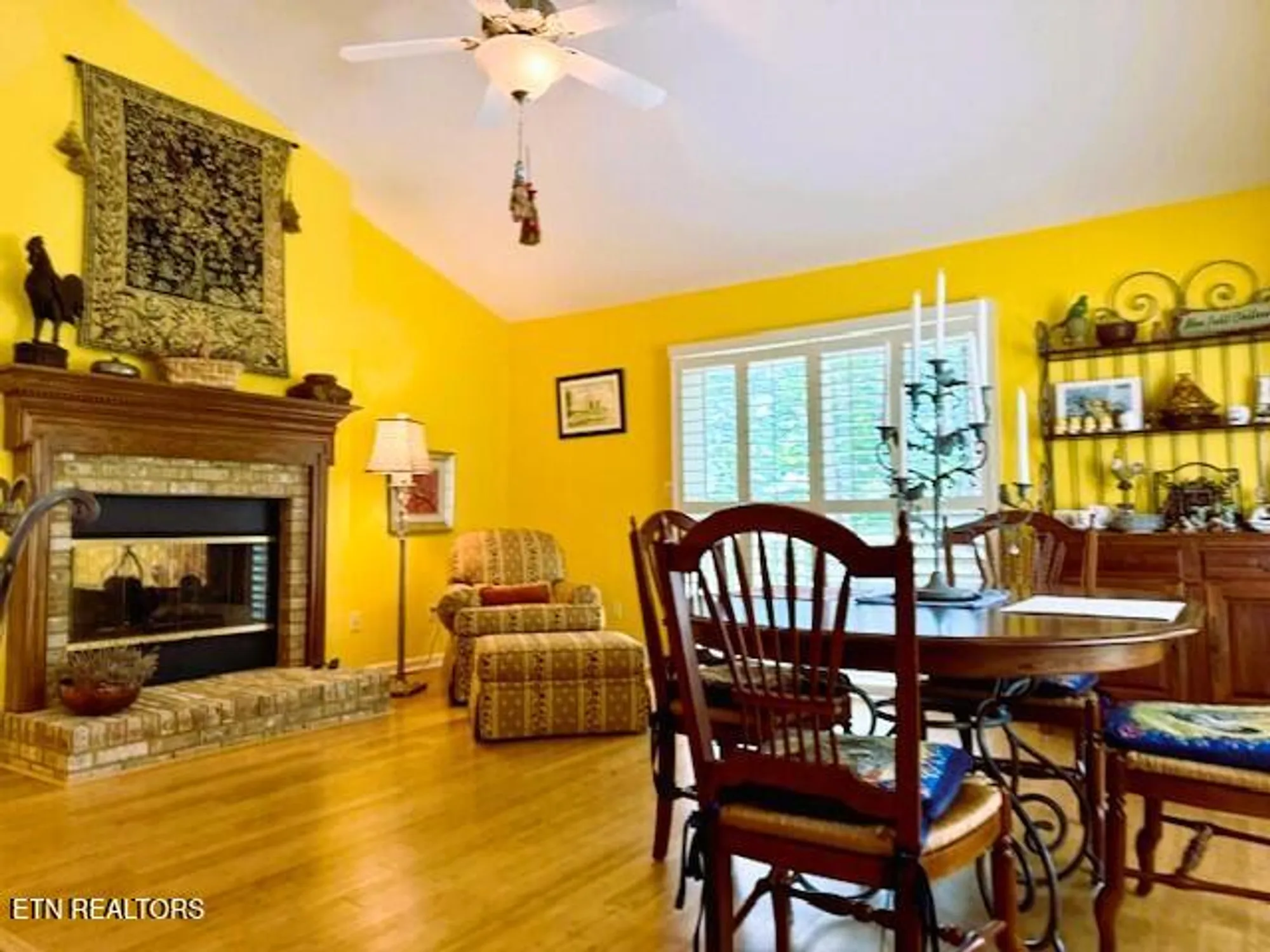 Property Slideshow image 15 of 38 | 25 shawnbury pt, Crossville, TN, 38558