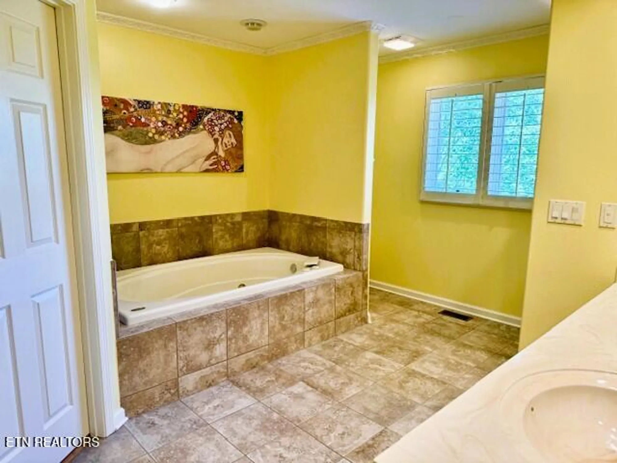 Property Slideshow image 24 of 38 | 25 shawnbury pt, Crossville, TN, 38558